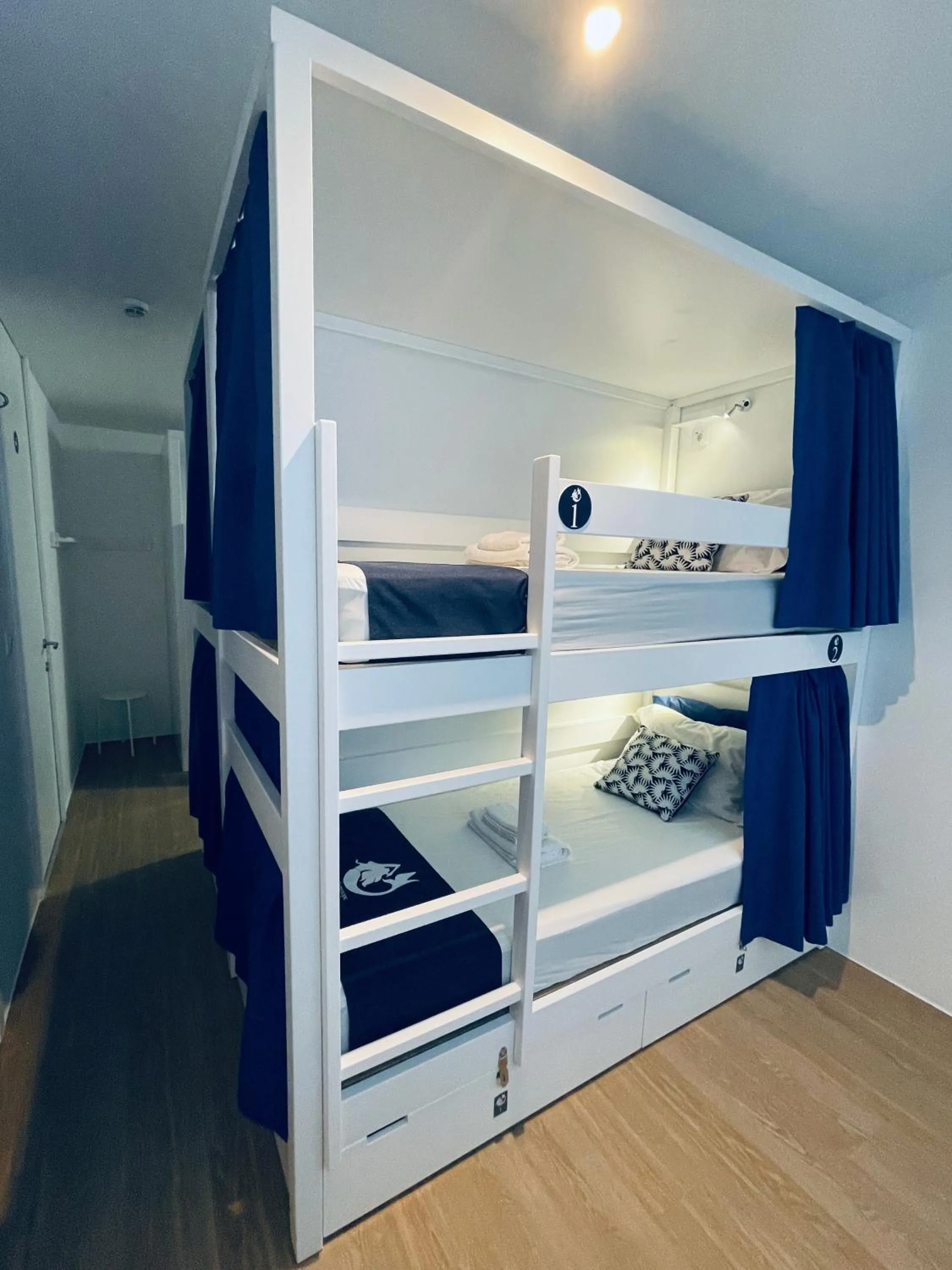 bunk bed, Bed in Partenope Hostel and Suites