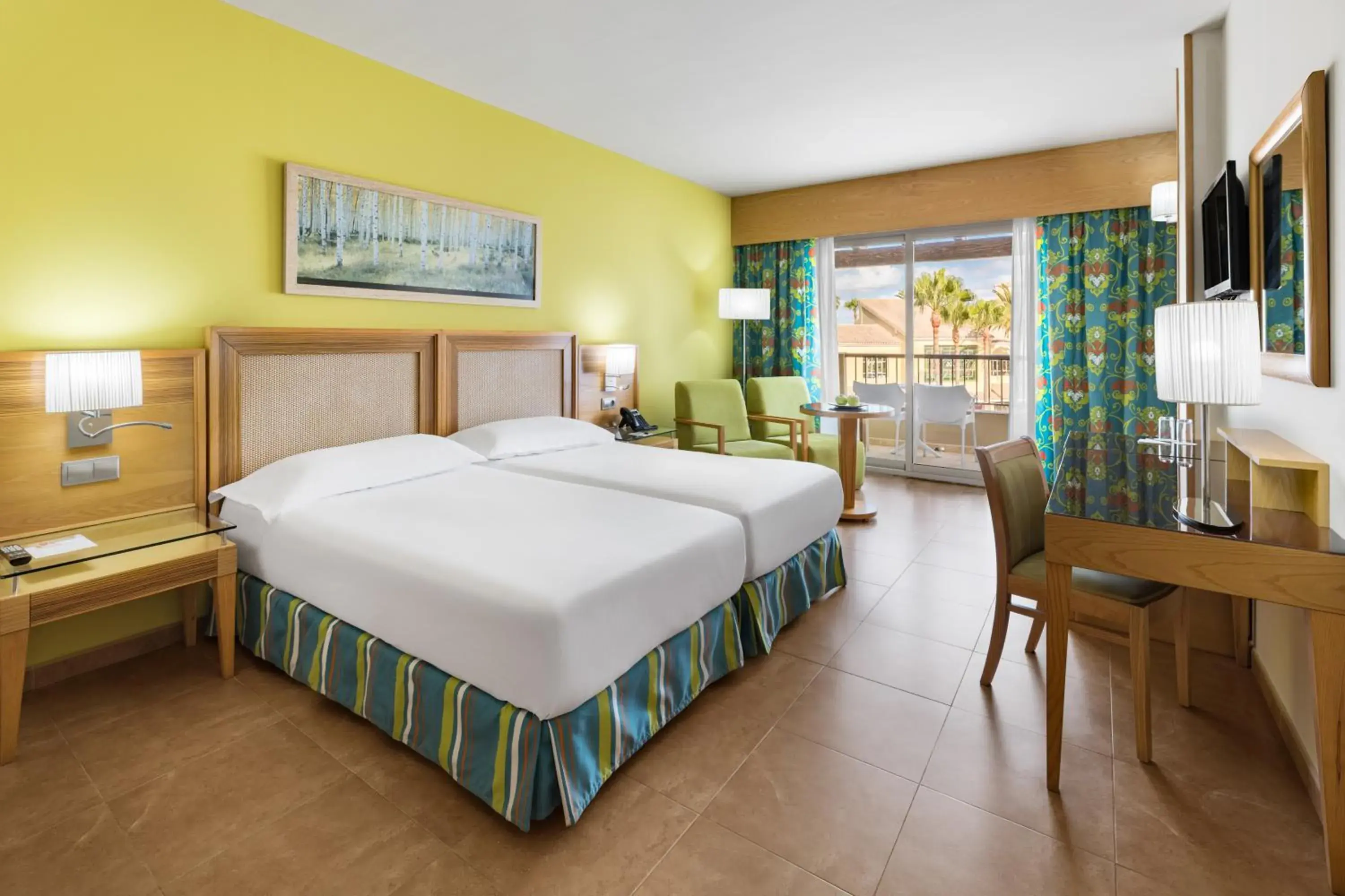 Superior Family Room (2 Adults + 2 Children) in Elba Costa Ballena Beach & Thalasso Resort Superior Family Room (2 Adults + 2 Children) in Elba Costa Ballena Beach & Thalasso Resort