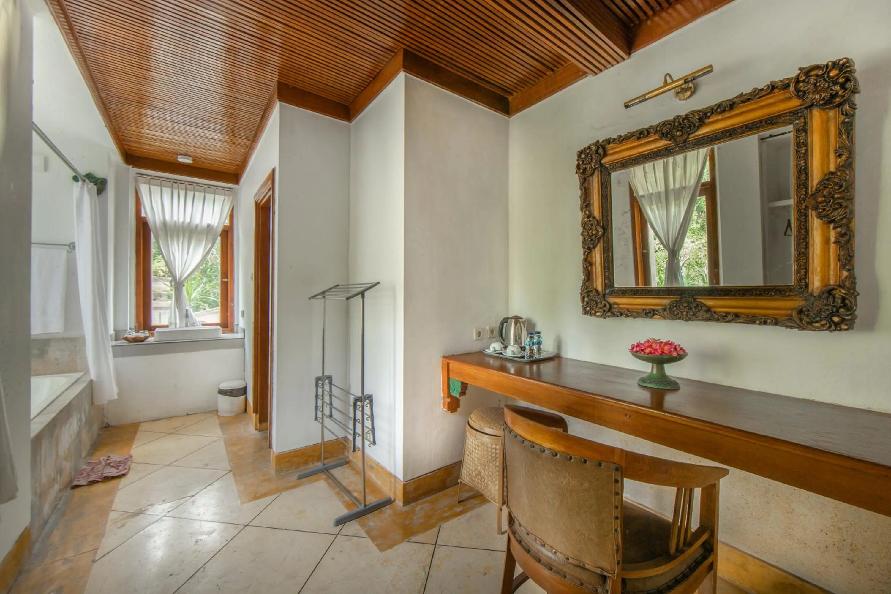 Seating area in Alam Puri Art Museum and Villas