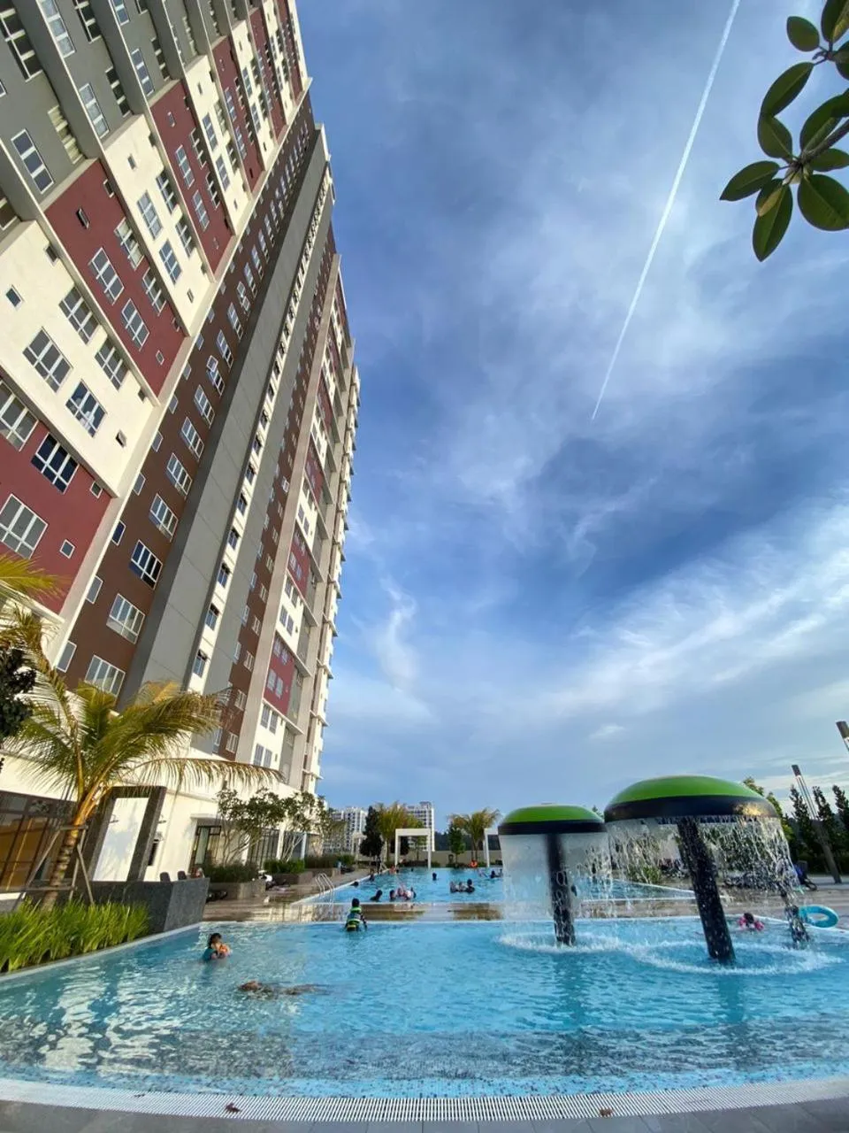 Swimming pool in Homestay Ohana Bangi