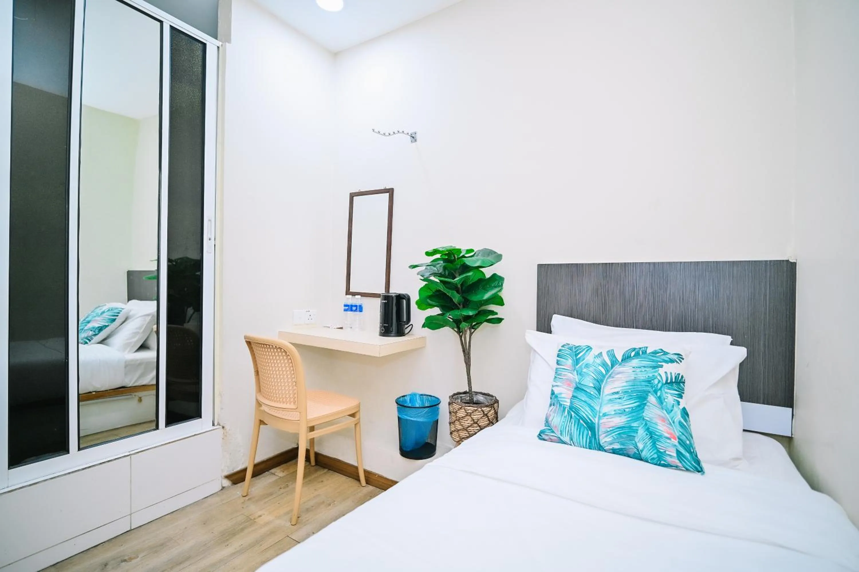 Photo of the whole room, Bed in Swing & Pillows - My Home Hotel Wangsa Maju