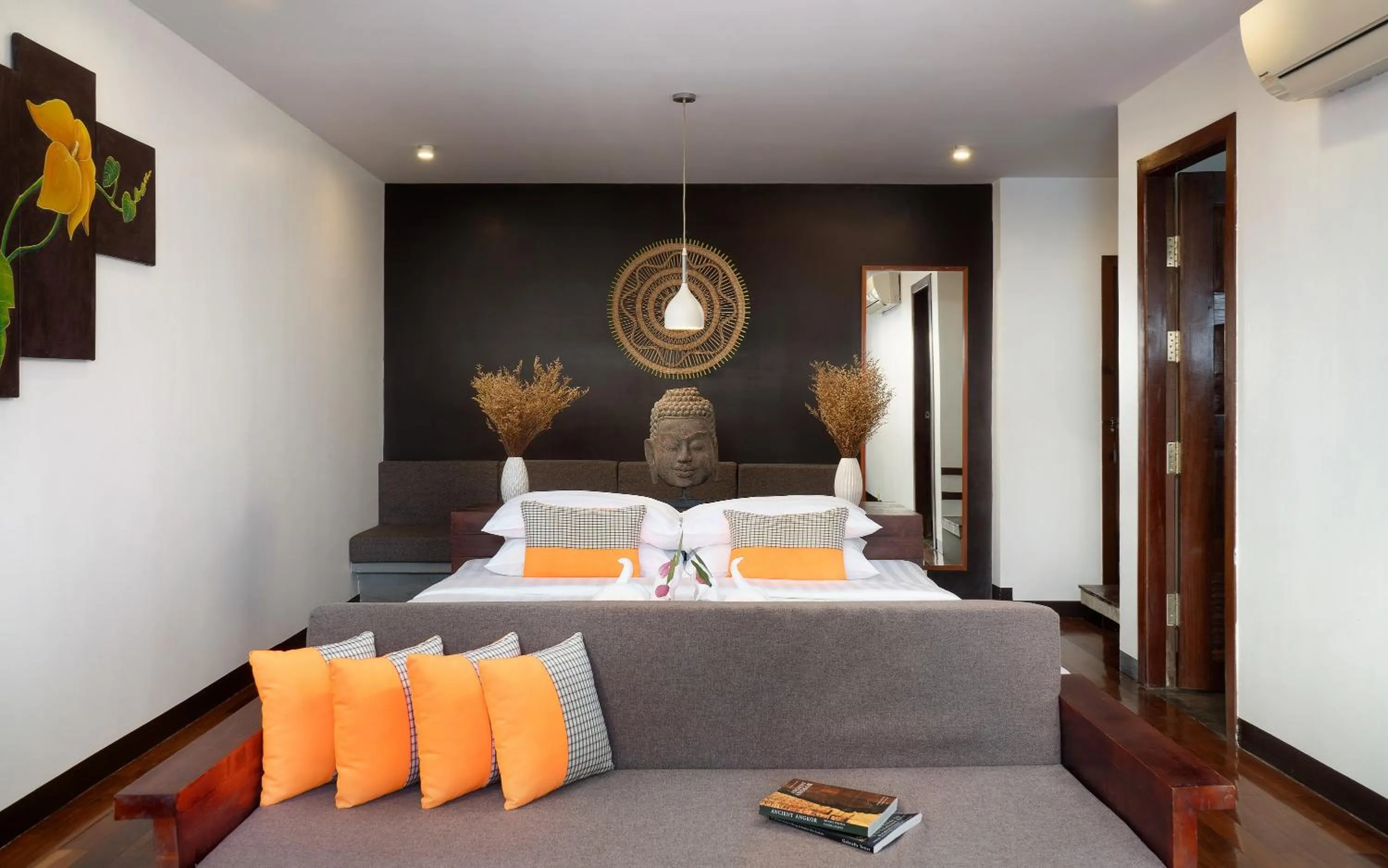 Bed in The Calm Oasis