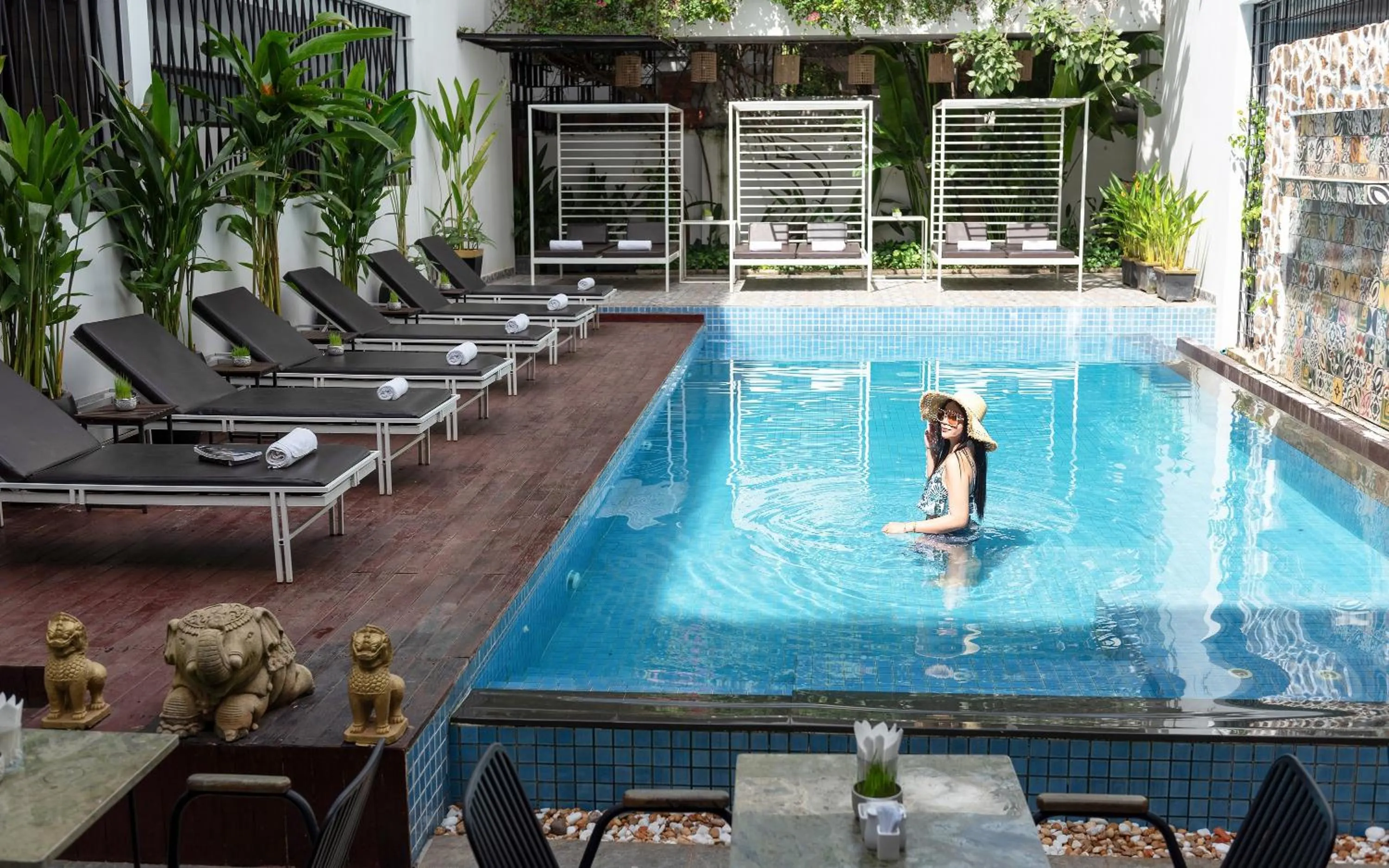 Day in The Calm Oasis