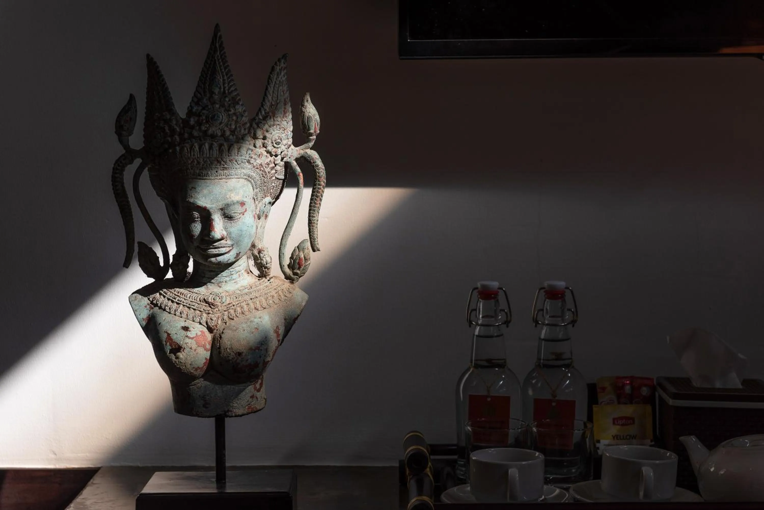 Decorative detail in The Calm Oasis