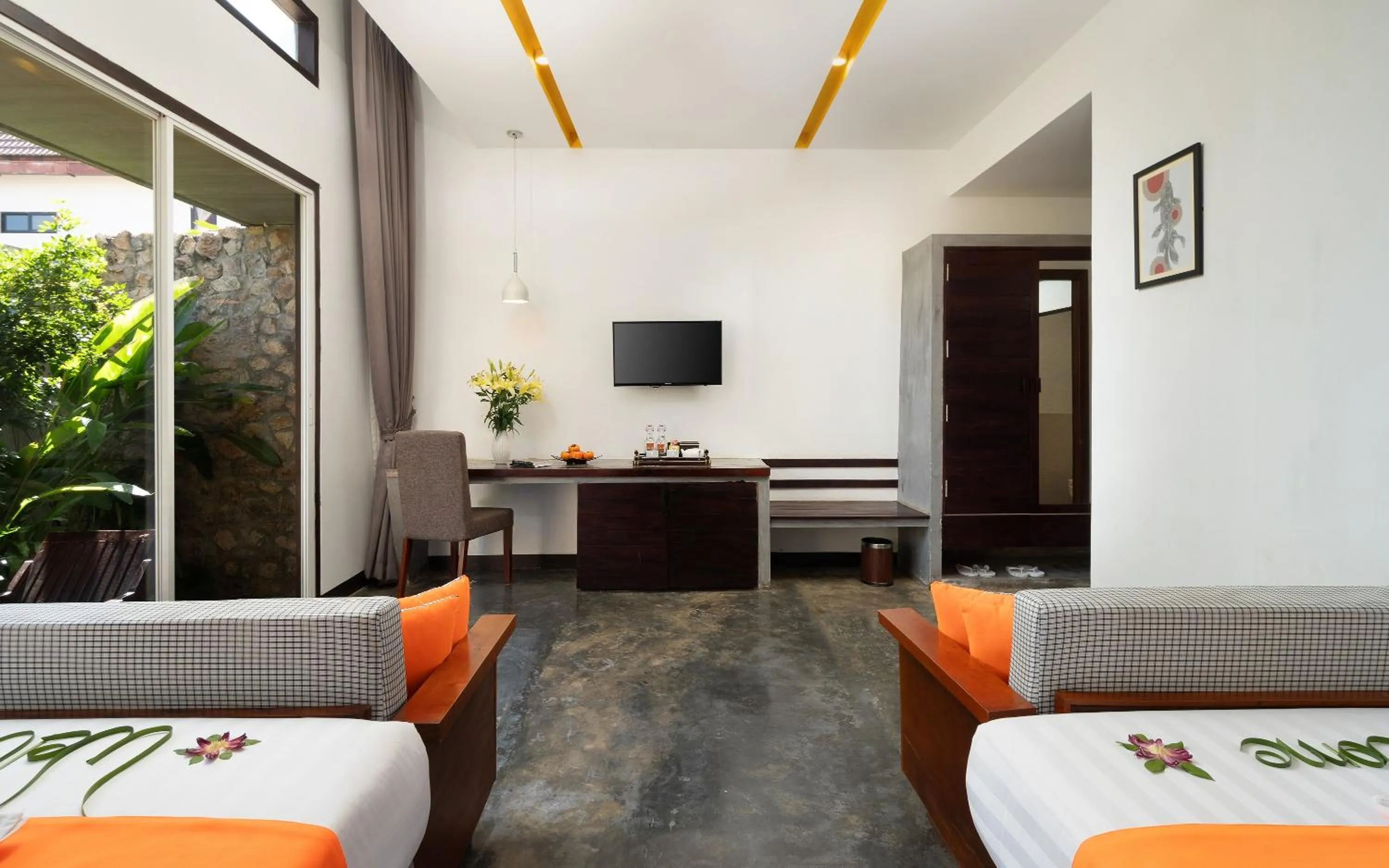 Bed in The Calm Oasis