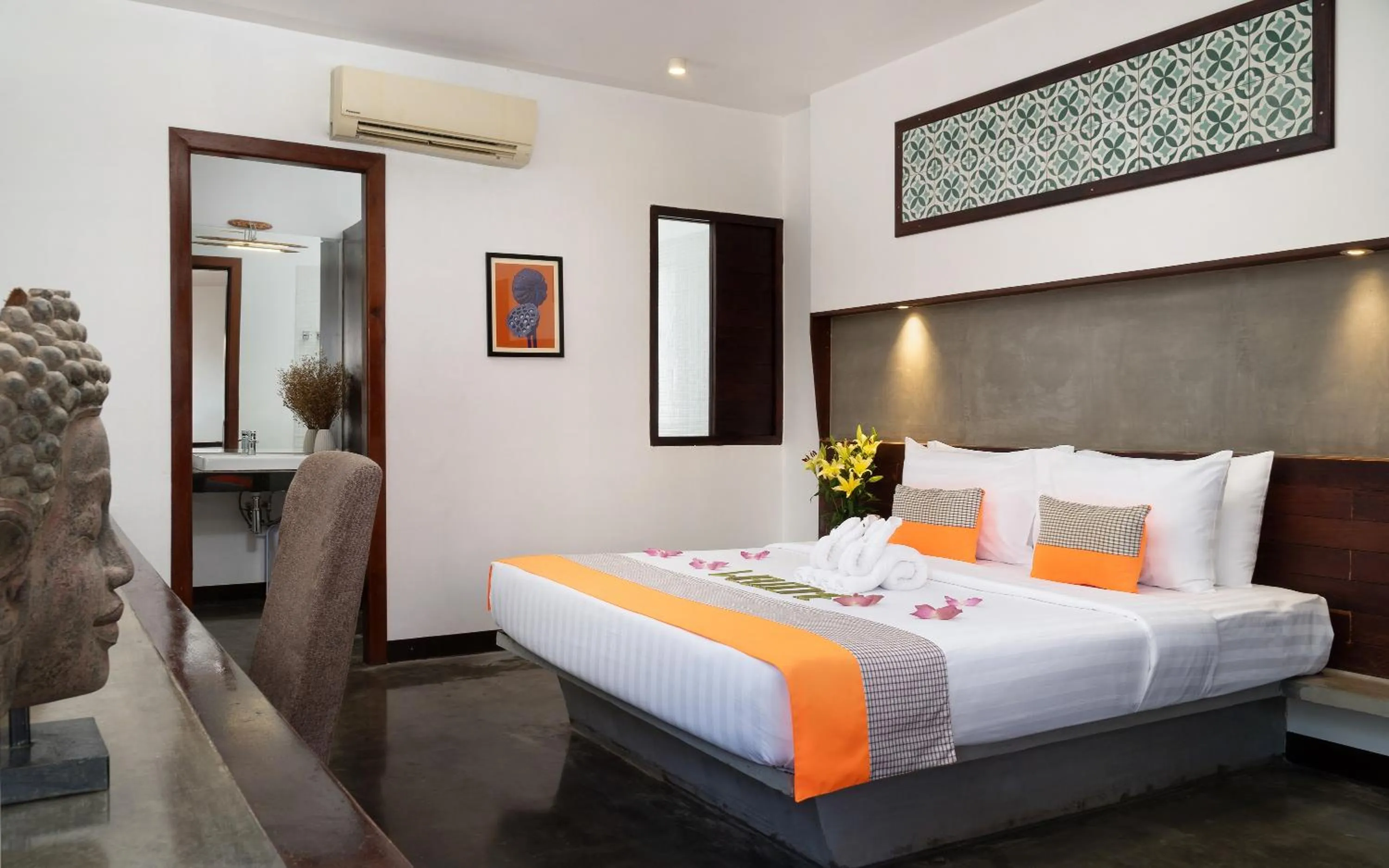 Bed in The Calm Oasis