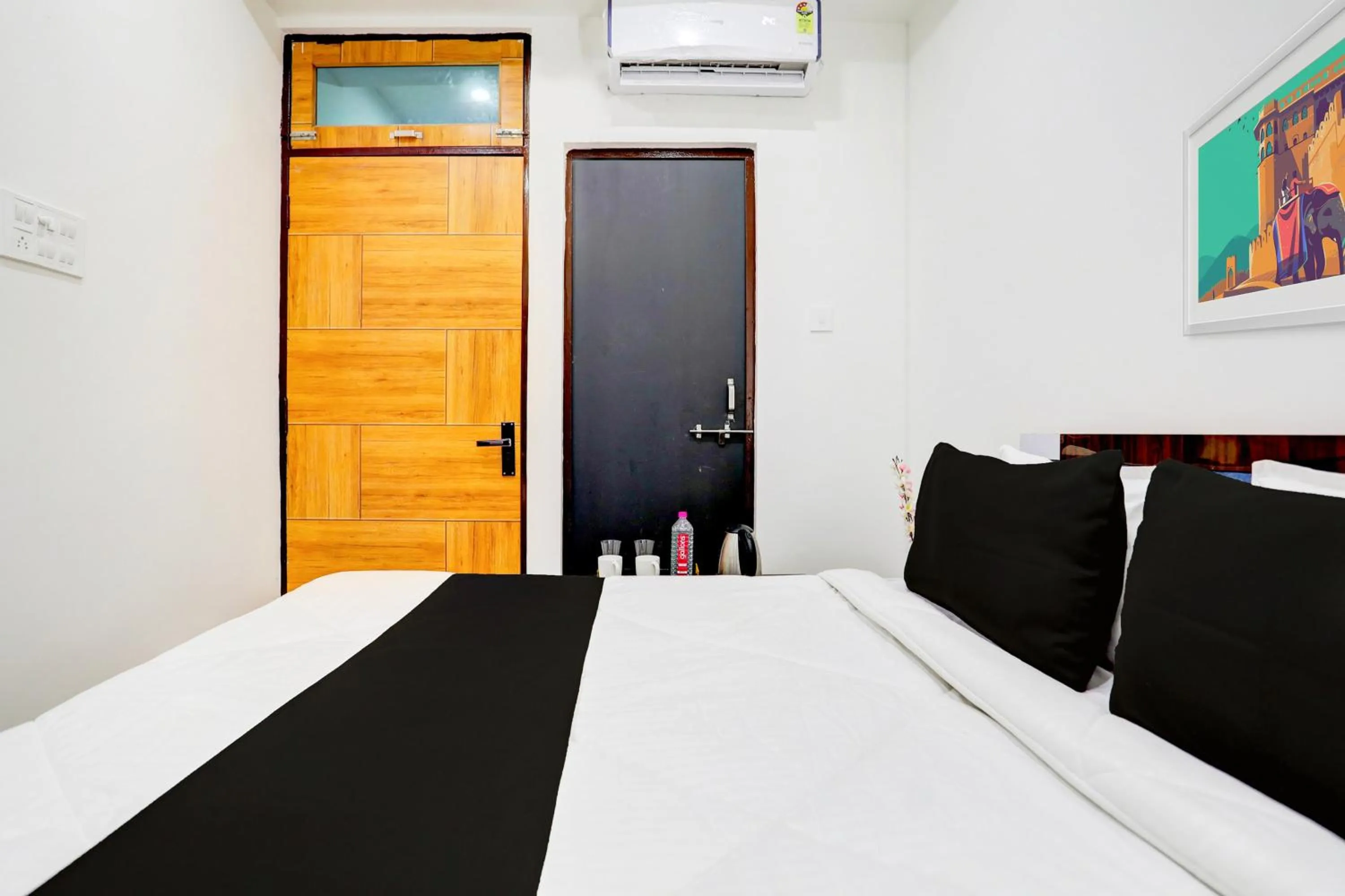 Bedroom, Bed in Hotel O B.G.P.G House