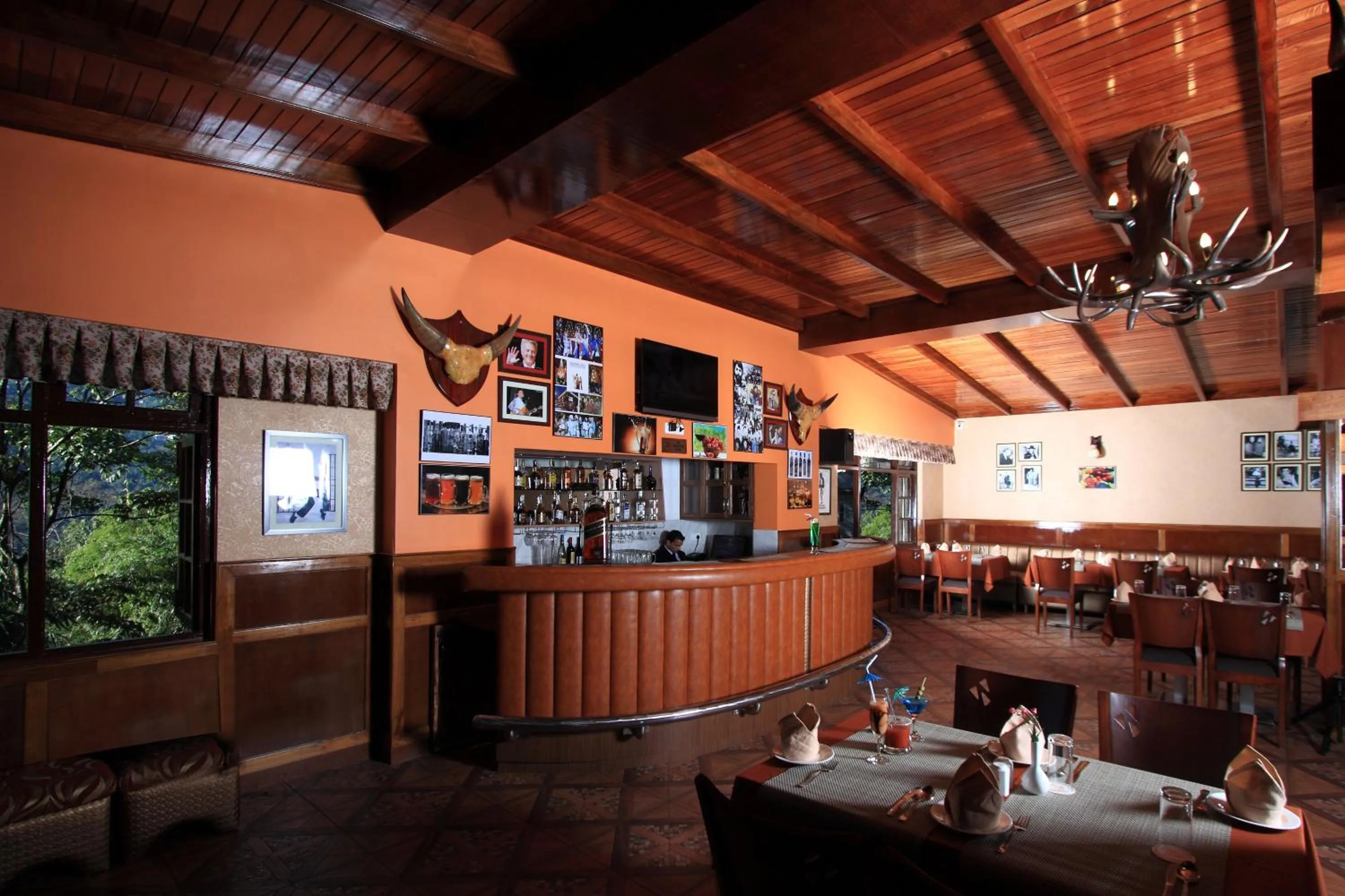 Lounge or bar in Yarlam Portico