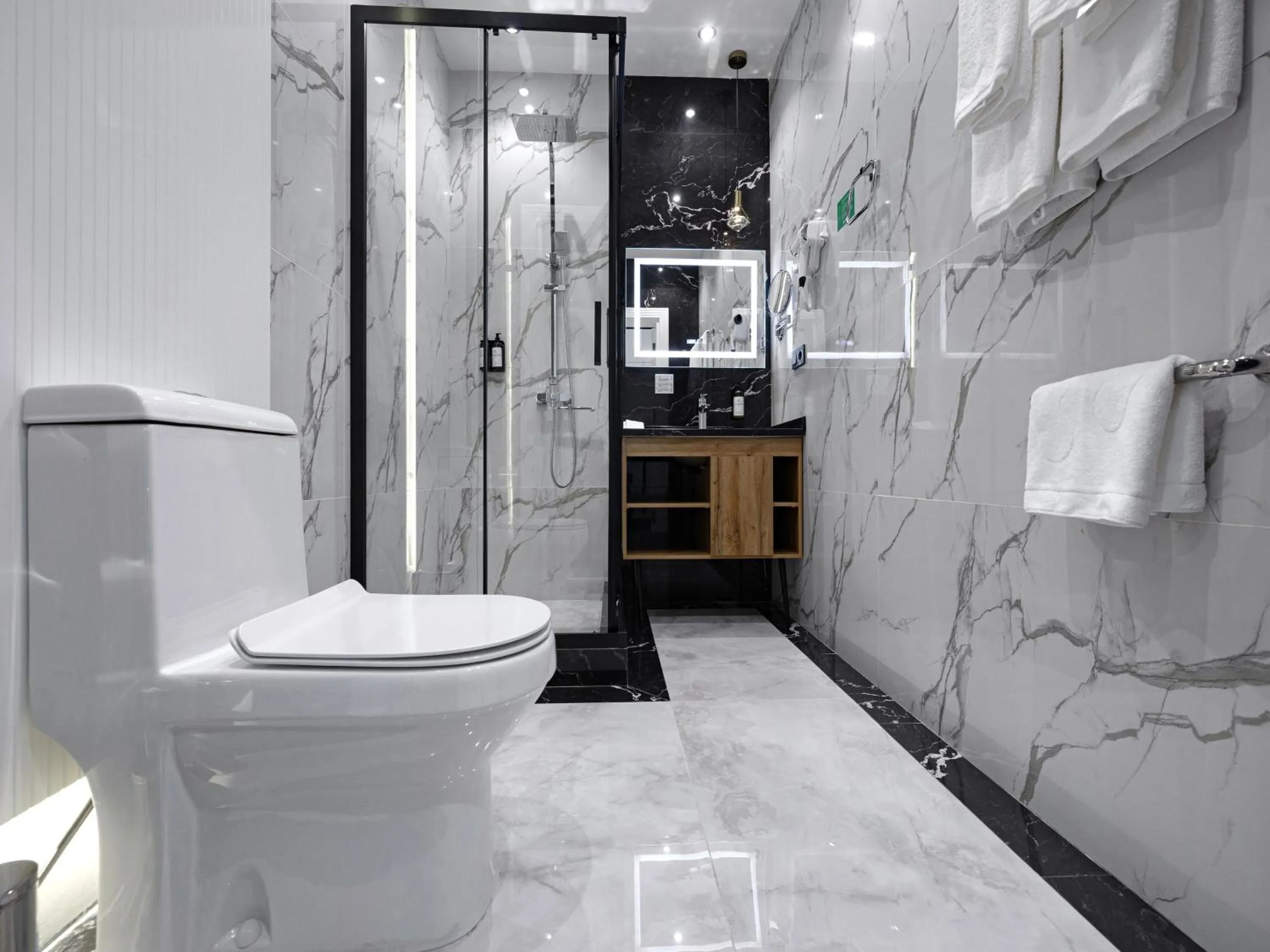 Shower in Baden-Baden Hotel Tashkent