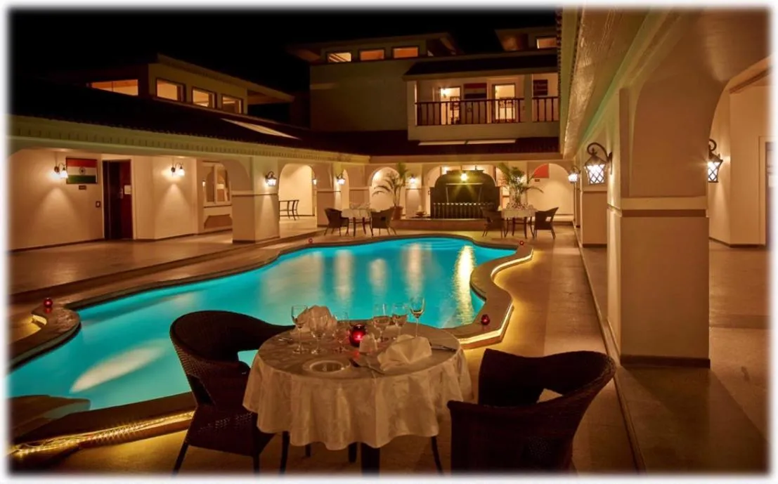 Swimming pool in Neonz Resort & Club