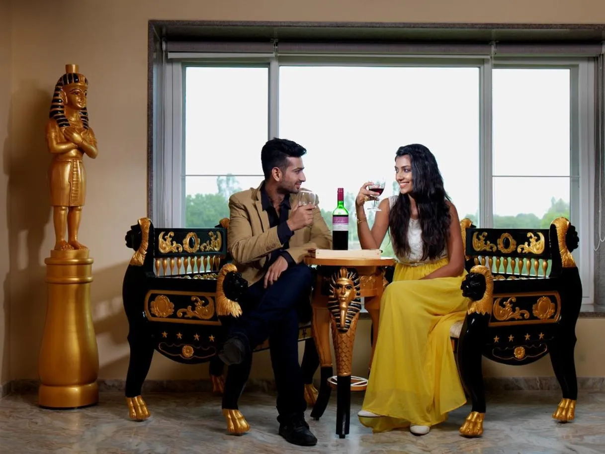 Guests in Neonz Resort & Club