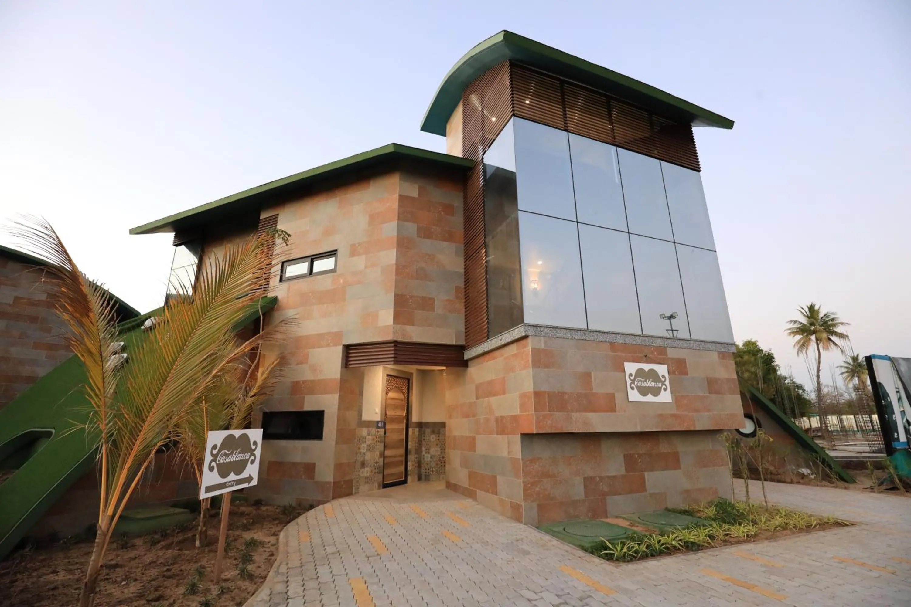 Property building in Neonz Resort & Club