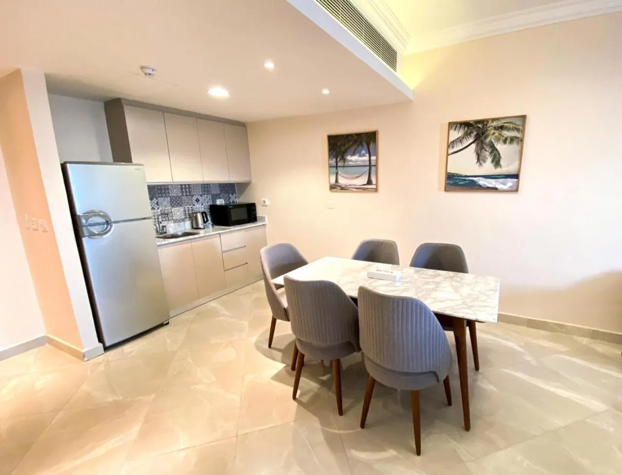 Kitchen or kitchenette in Azur One Eleven Hotel Alamein