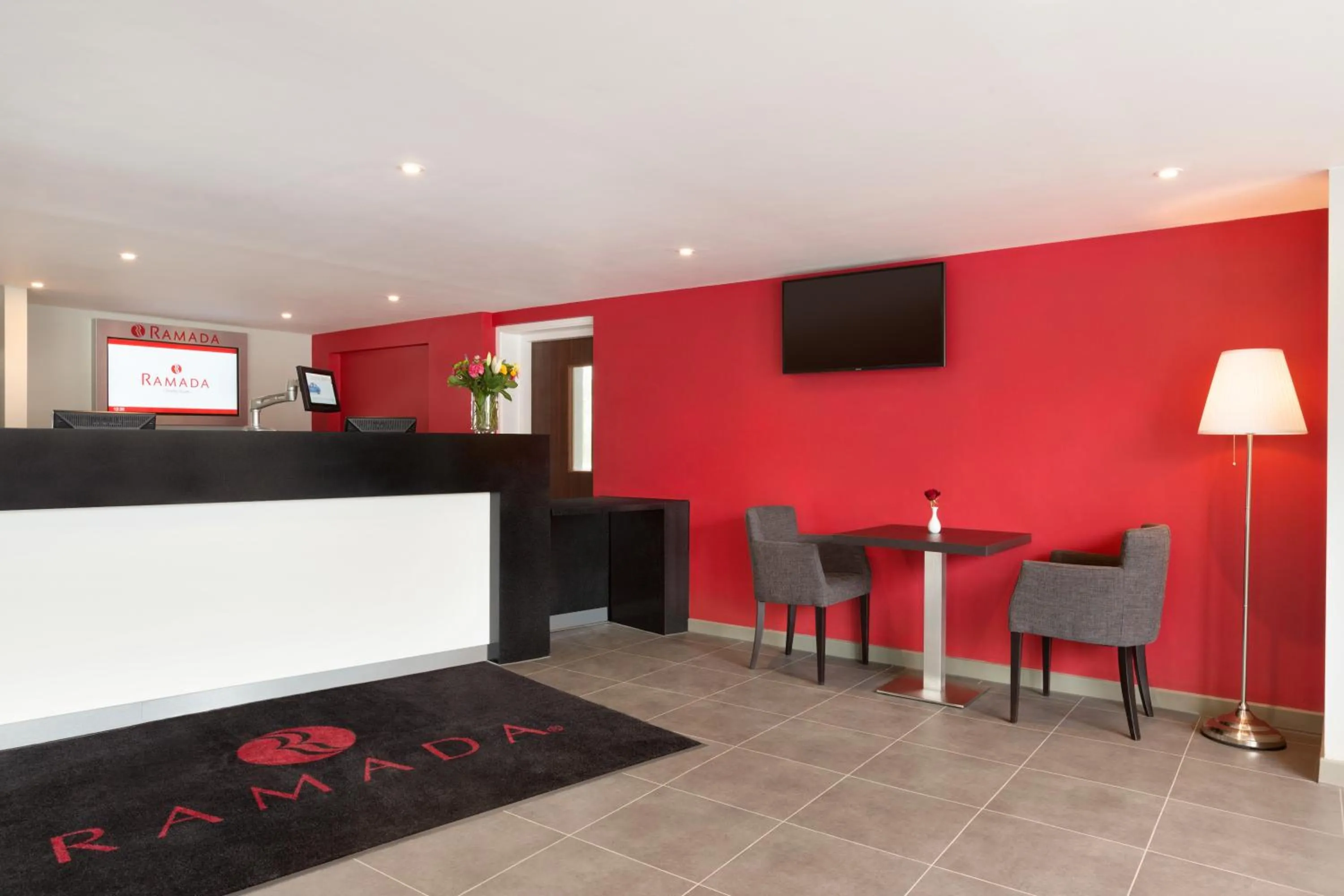 Lobby or reception in Ramada Chorley South