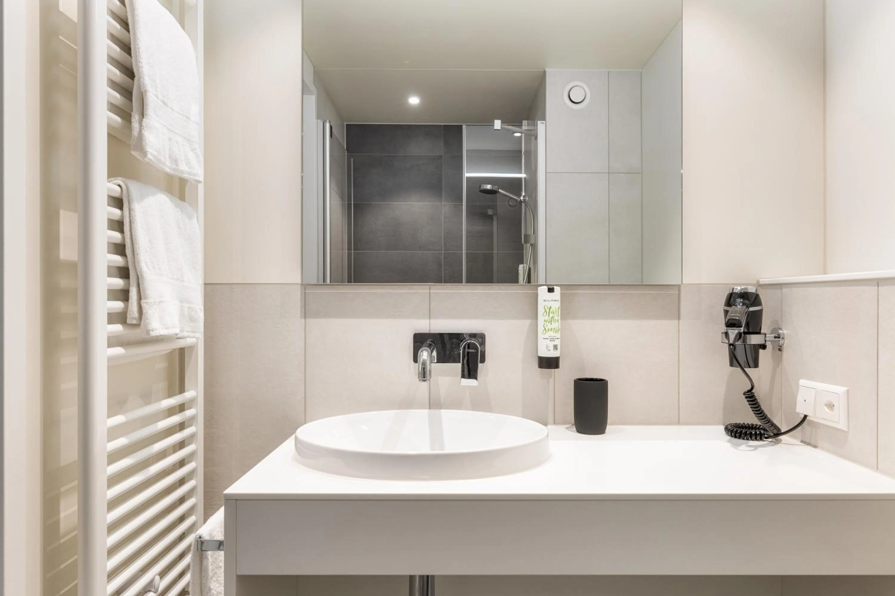 Shower in b_smart motel Amriswil