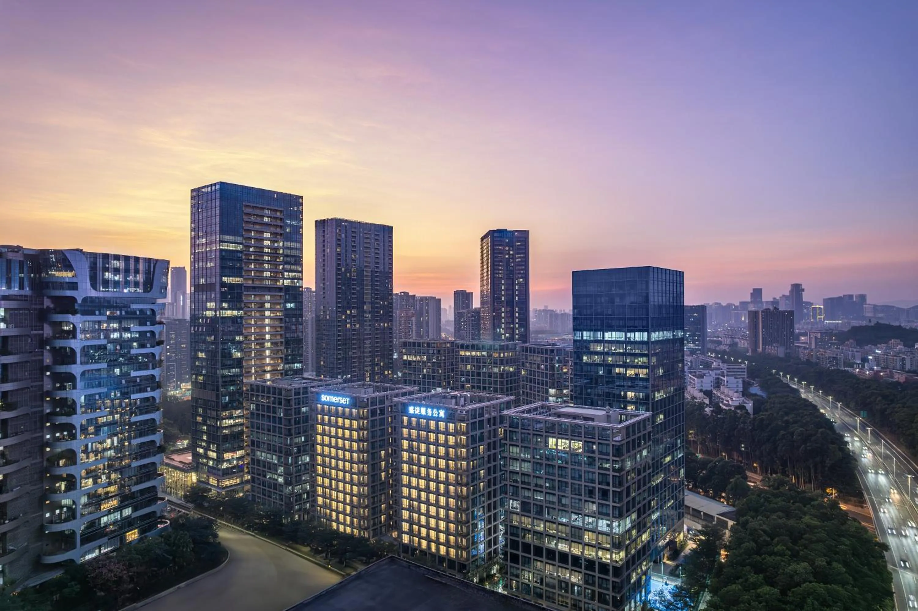 Property building in Somerset QPlex Shenzhen