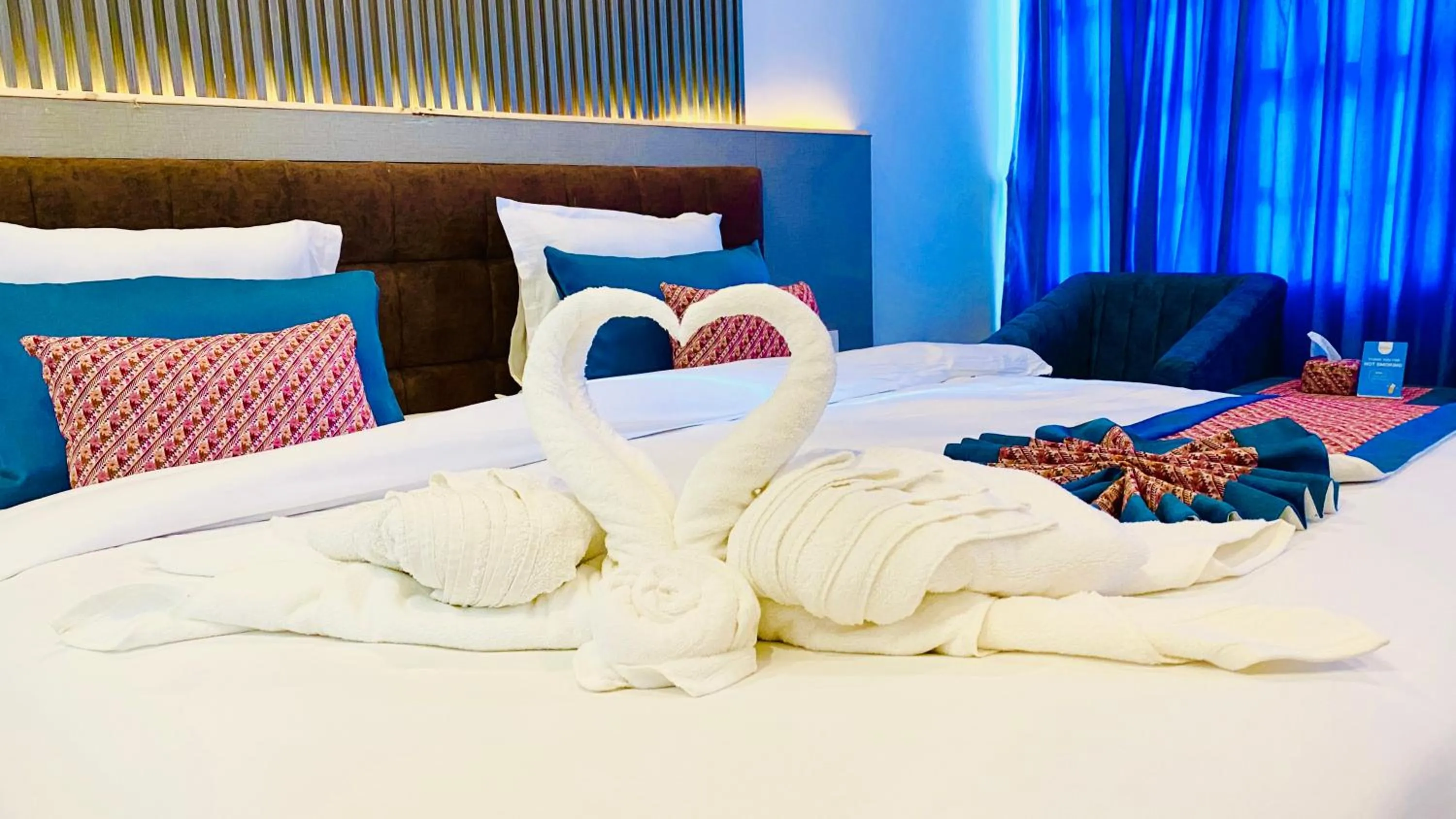 Bedroom, Bed in Mountain Vista Retreat - Nagarkot