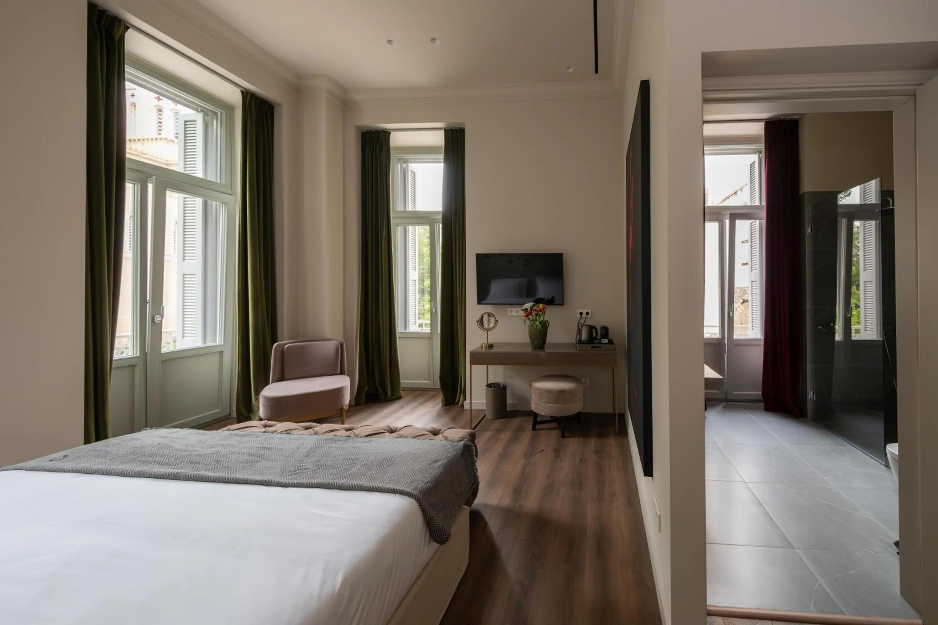 Photo of the whole room, Bed in Nine Athens Hotel