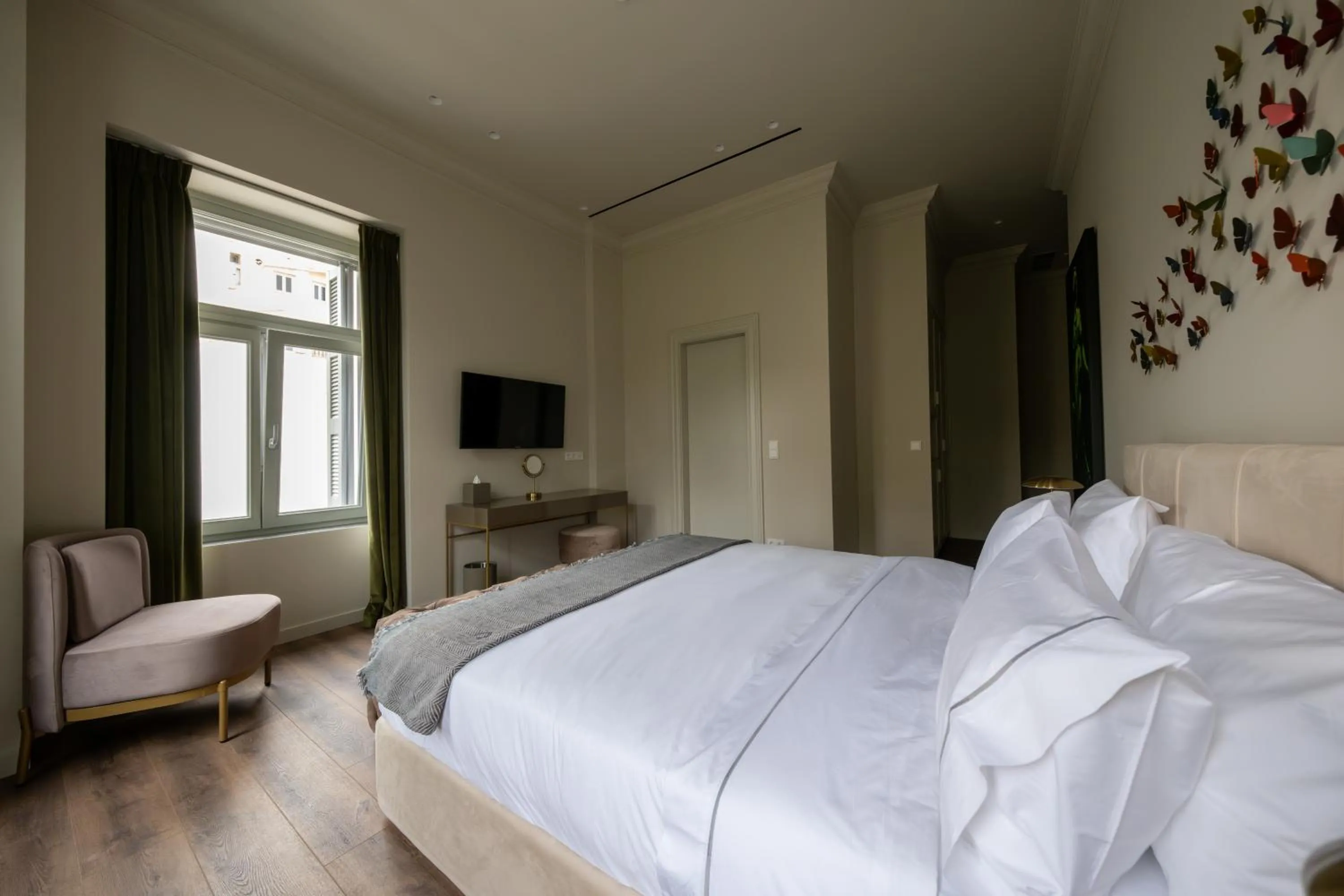 Photo of the whole room, Bed in Nine Athens Hotel