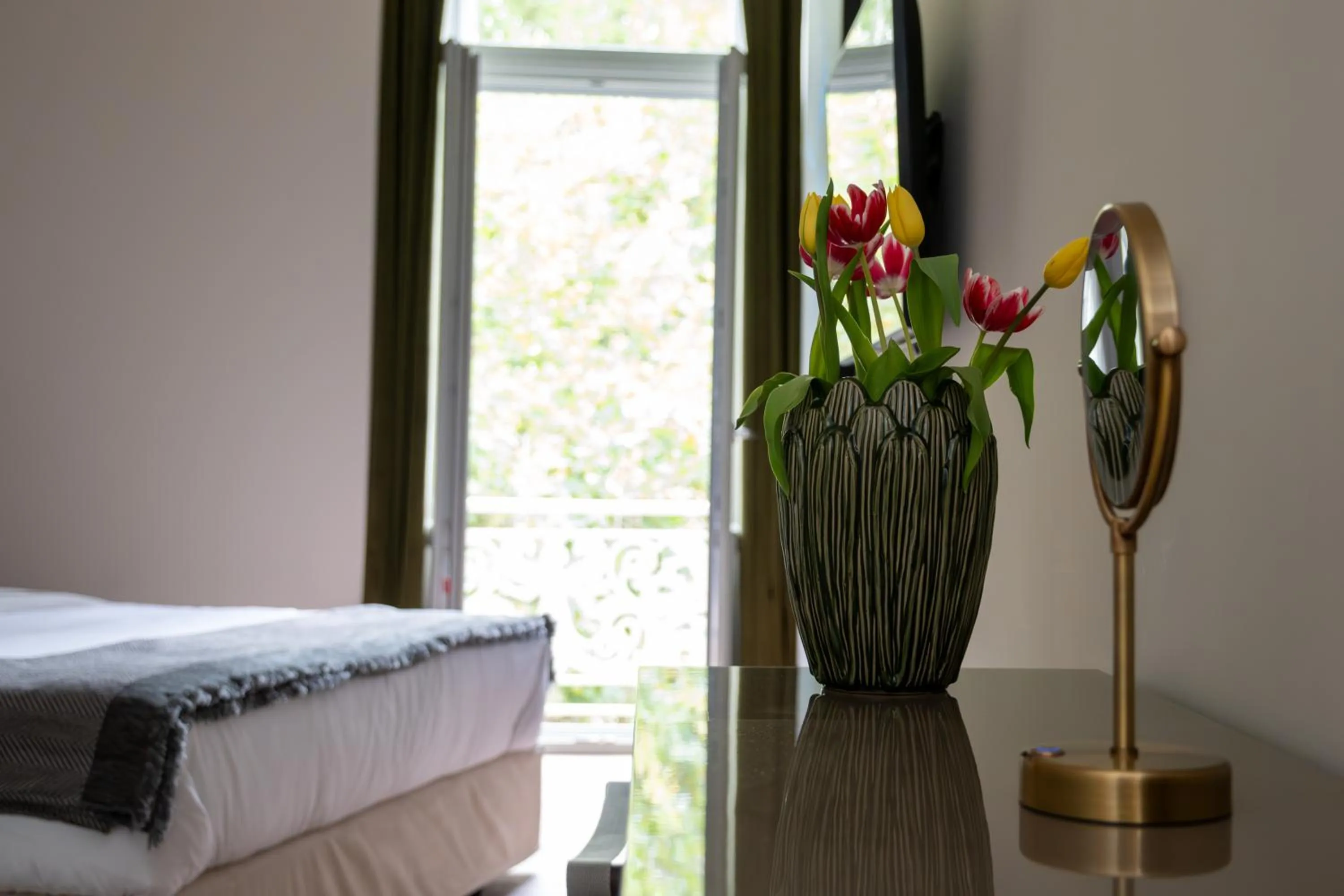 Photo of the whole room, Bed in Nine Athens Hotel
