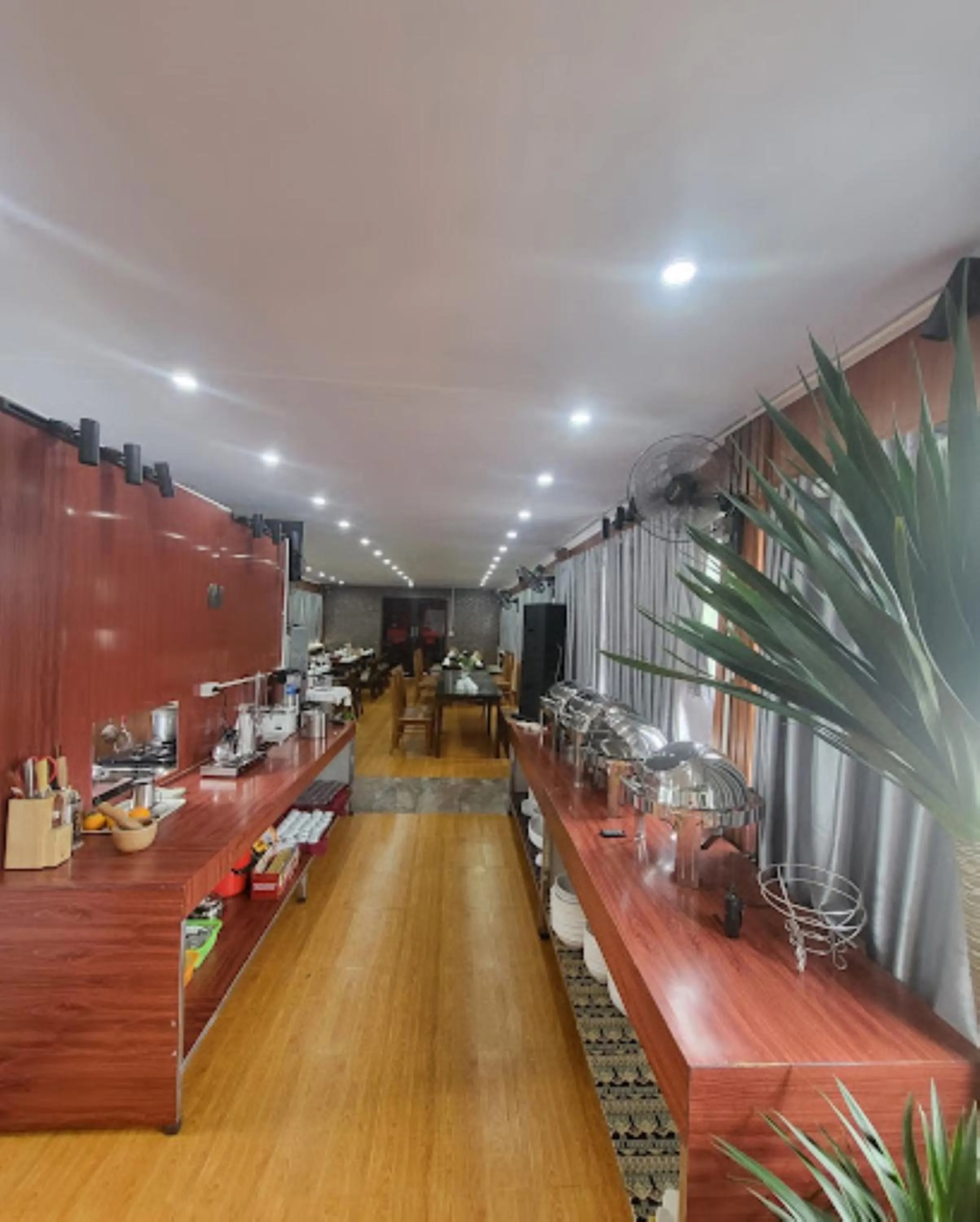 Restaurant/places to eat in New Sun Hotel Sapa