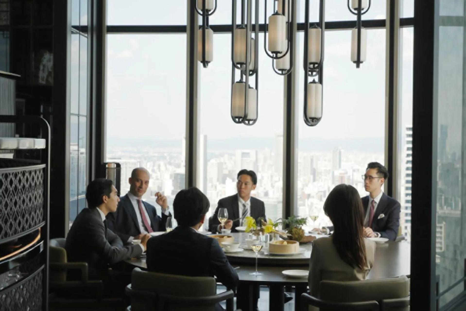 Restaurant/places to eat in Four Seasons Hotel Osaka