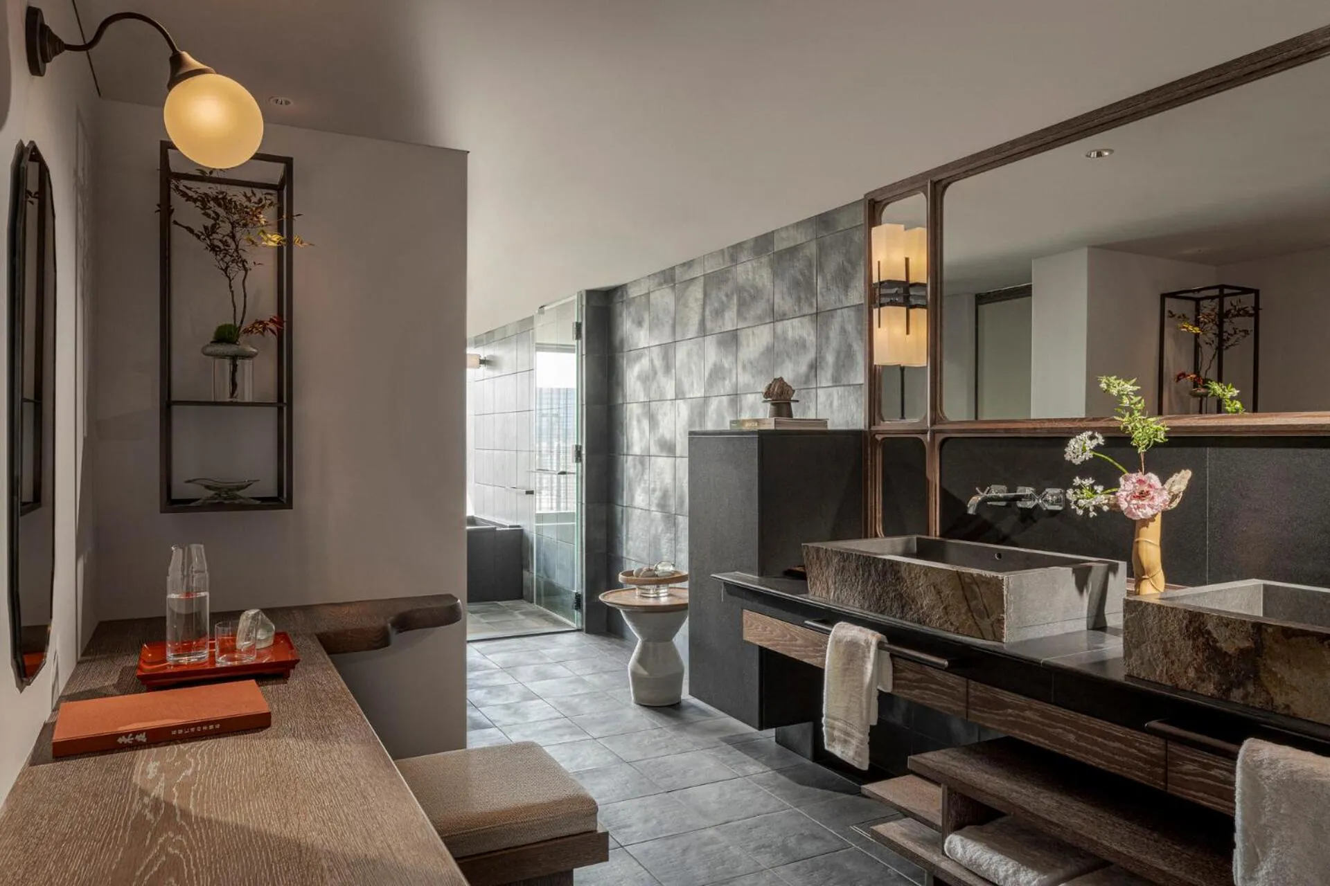 Bathroom in Four Seasons Hotel Osaka