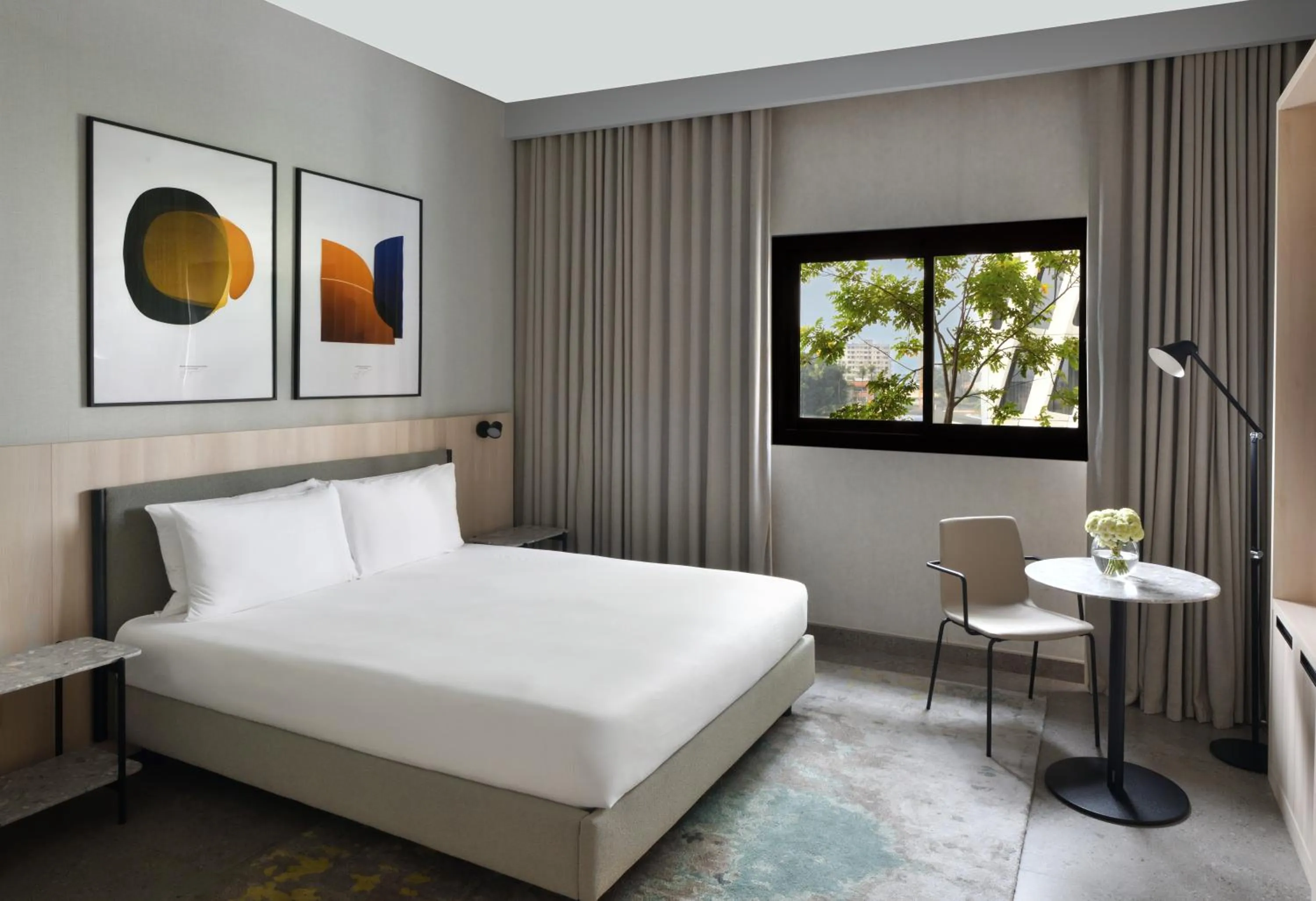 Bed in Aparthotel Adagio Abidjan Marcory