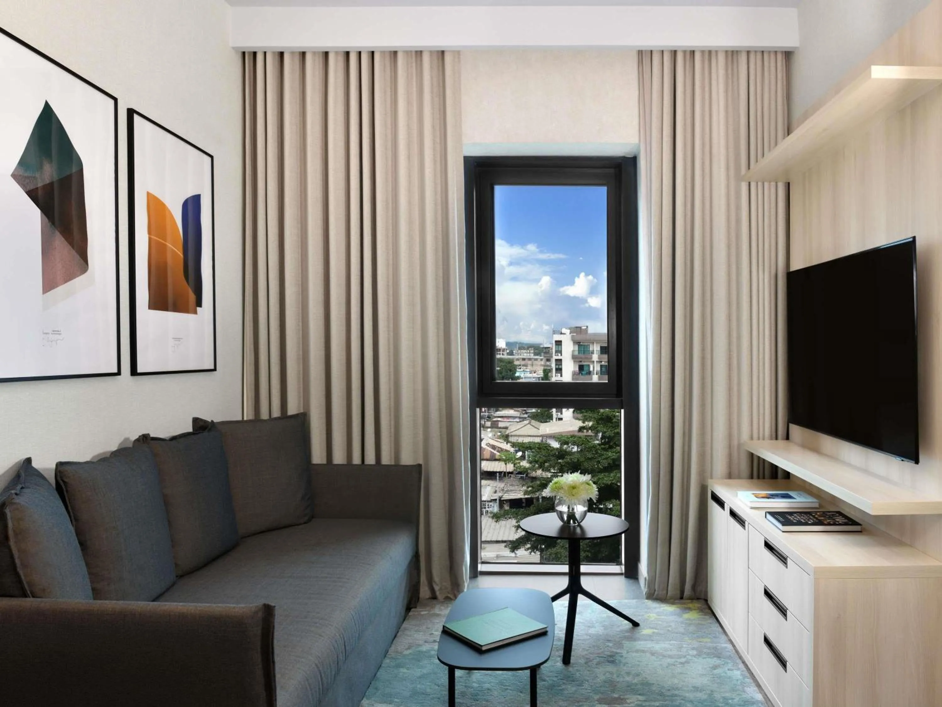 Bedroom in Aparthotel Adagio Abidjan Marcory