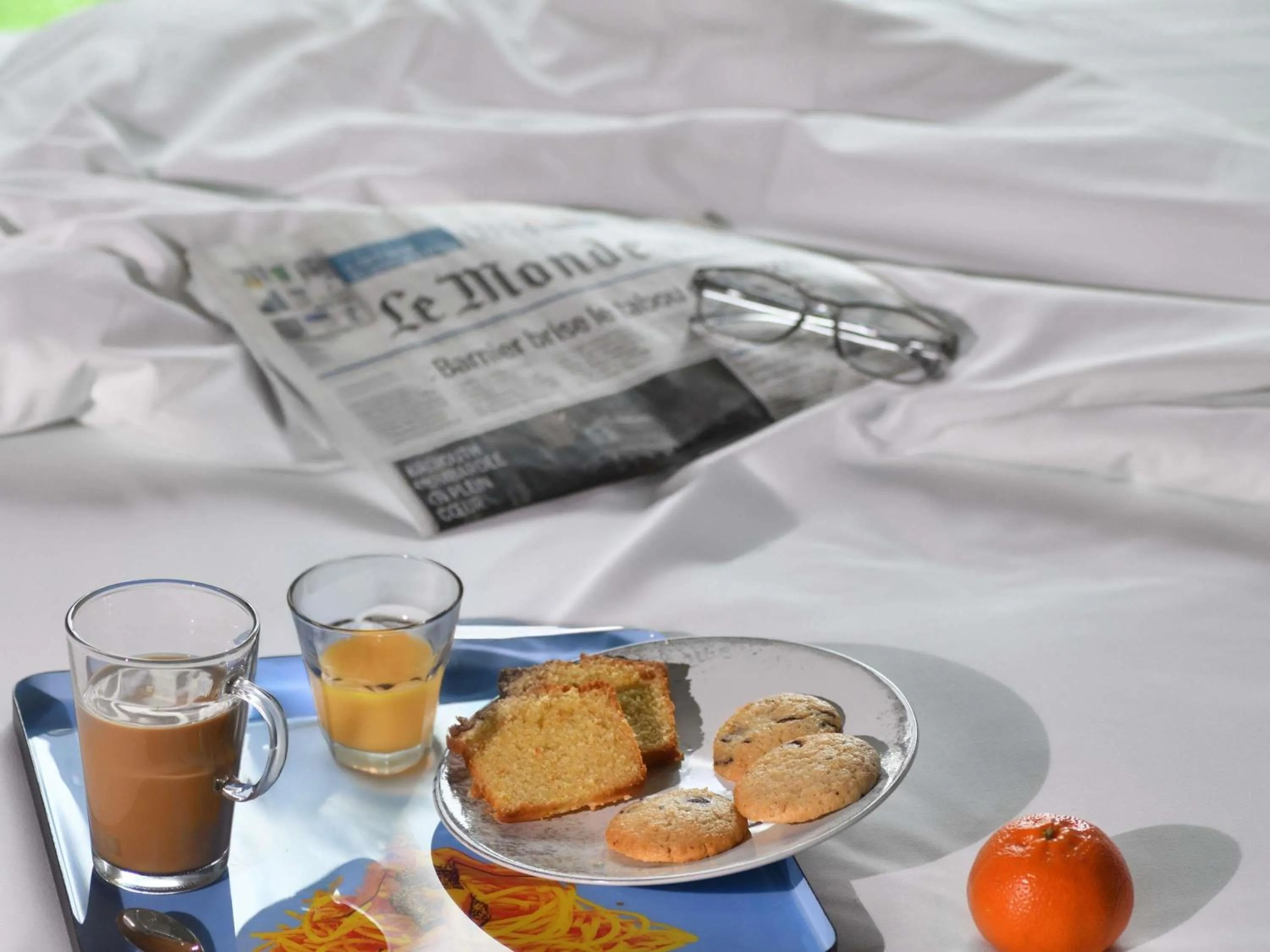 Bedroom, Bed in Aparthotel Adagio Abidjan Marcory