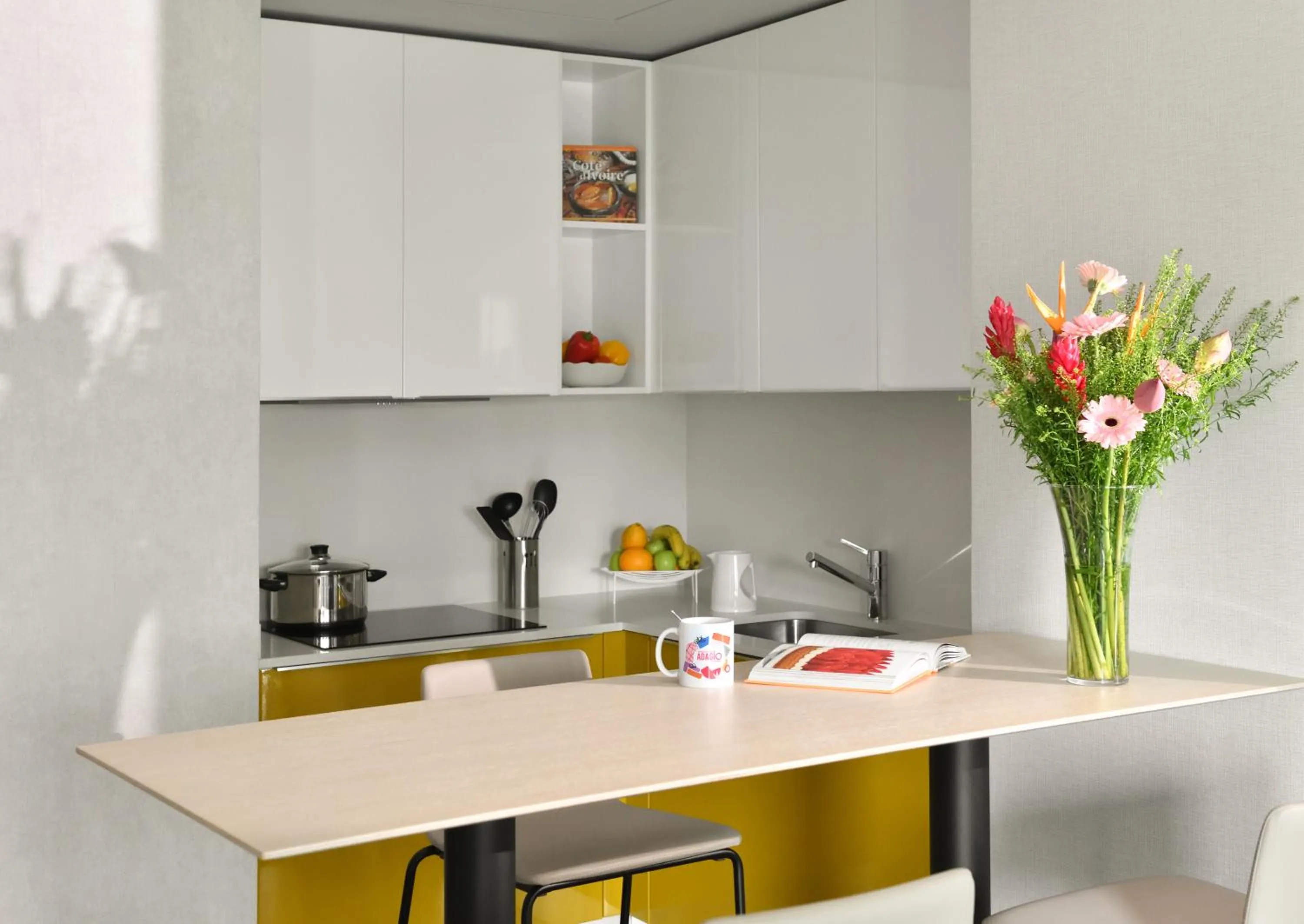 Coffee/tea facilities in Aparthotel Adagio Abidjan Marcory