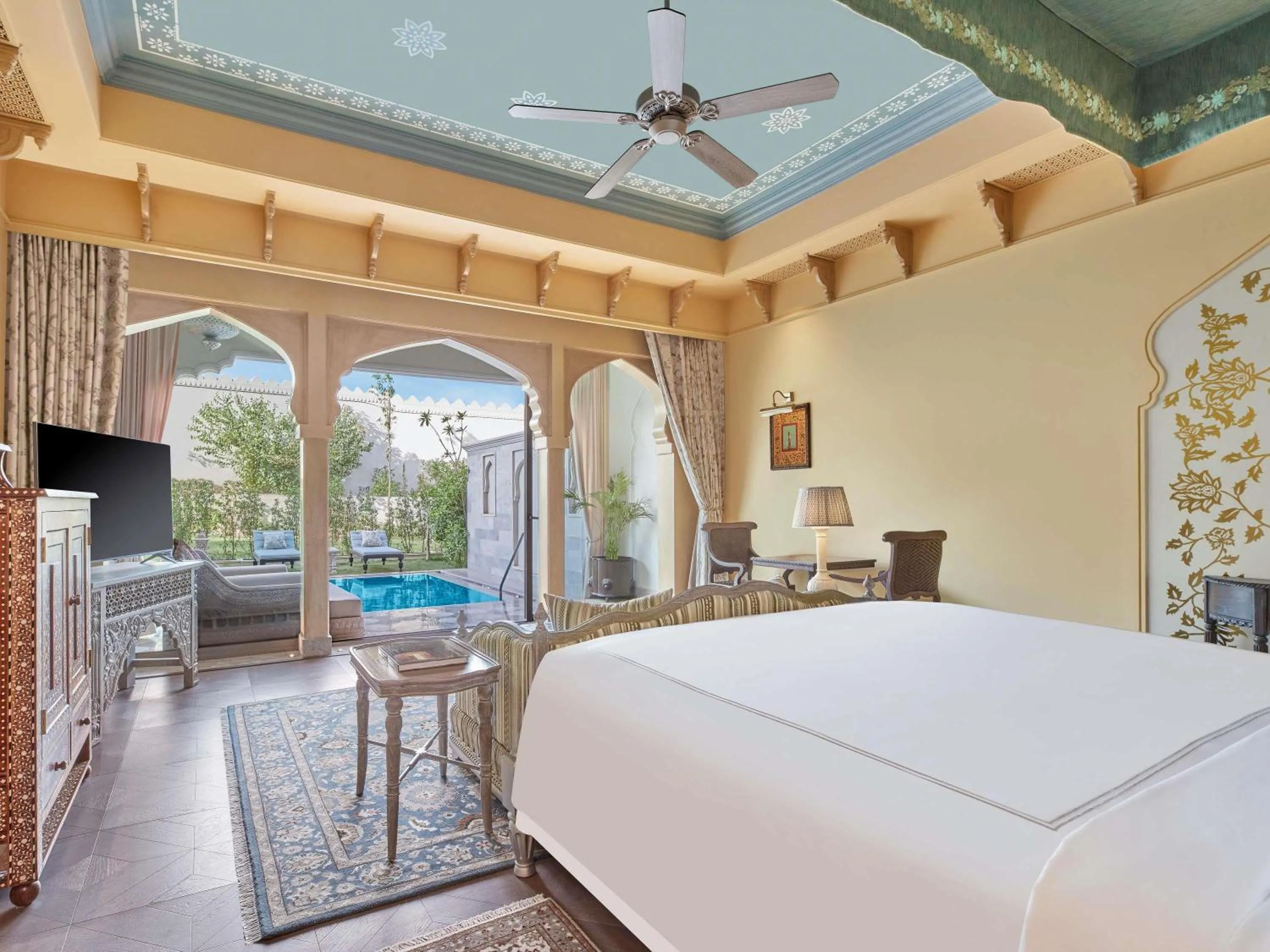 Bedroom, Bed in Raffles Jaipur