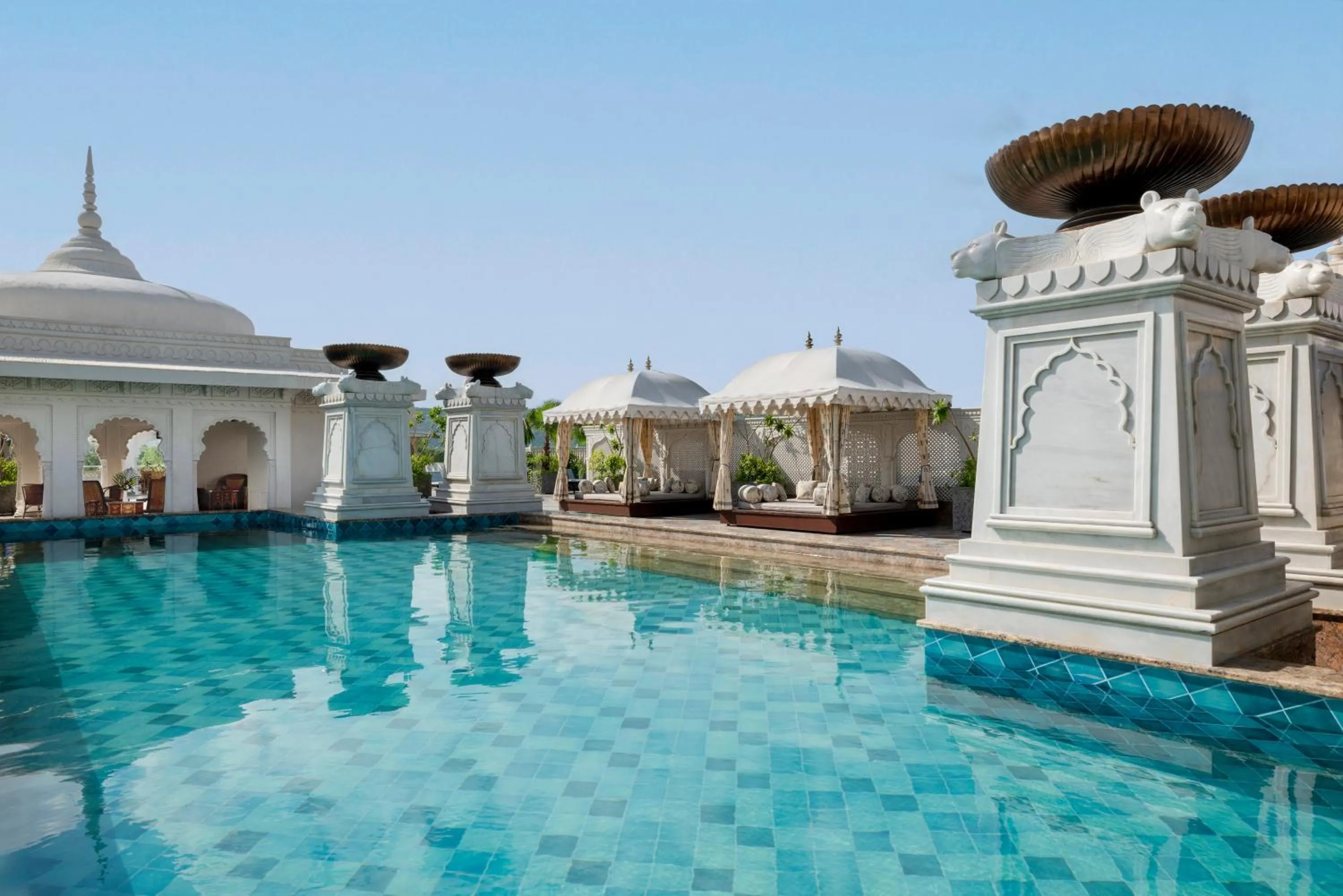 Swimming pool in Raffles Jaipur