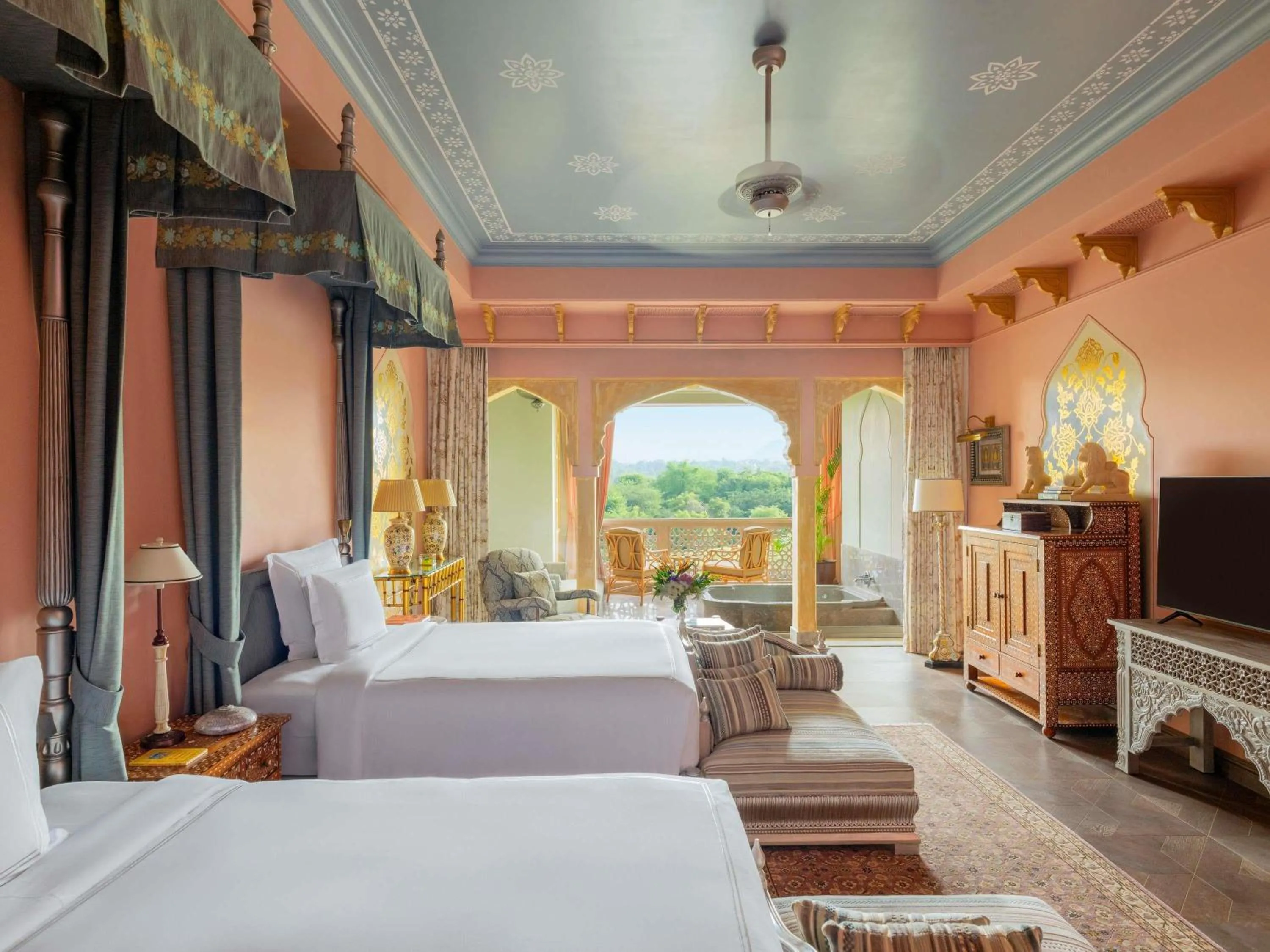 Bedroom, Bed in Raffles Jaipur