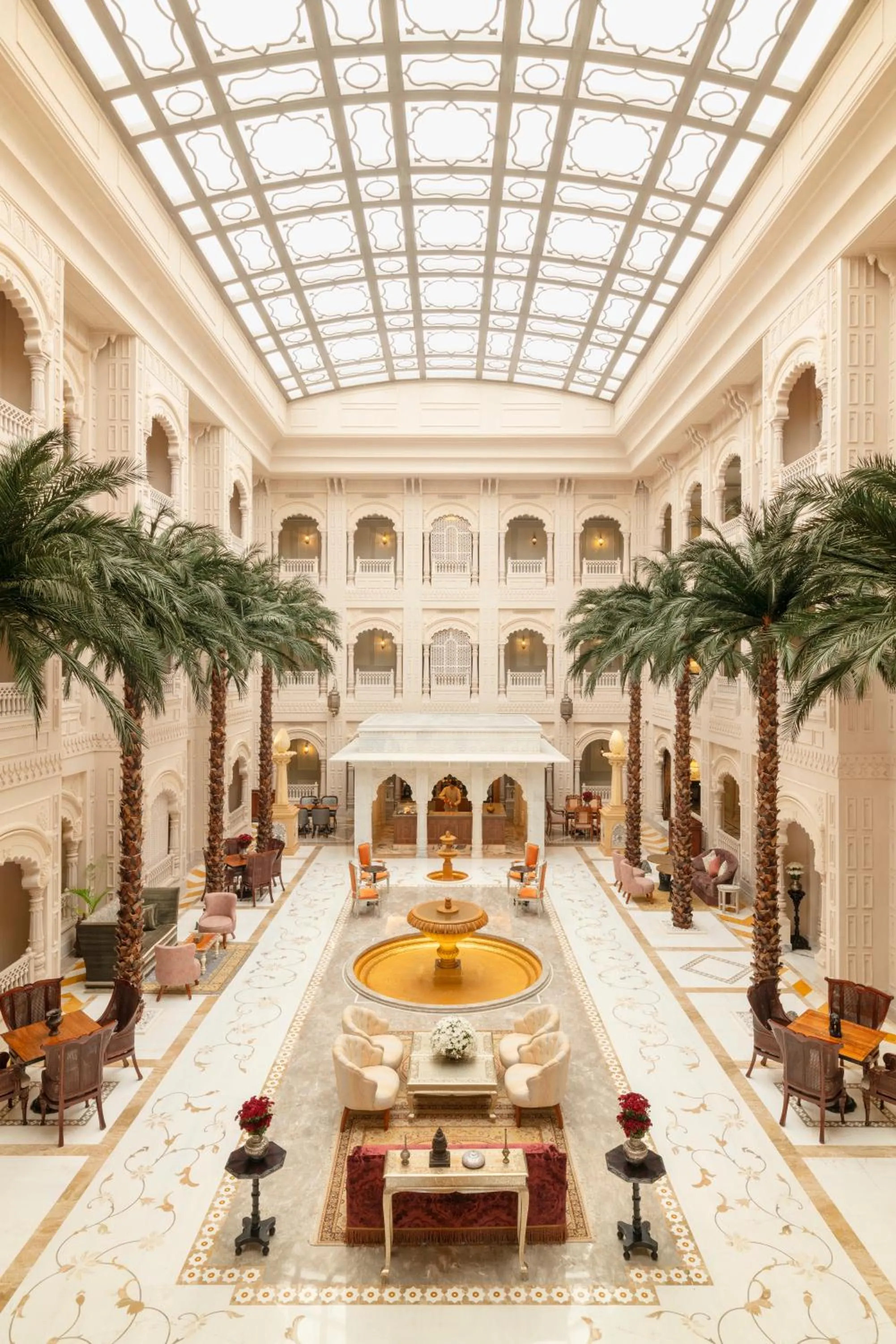 Lounge or bar in Raffles Jaipur