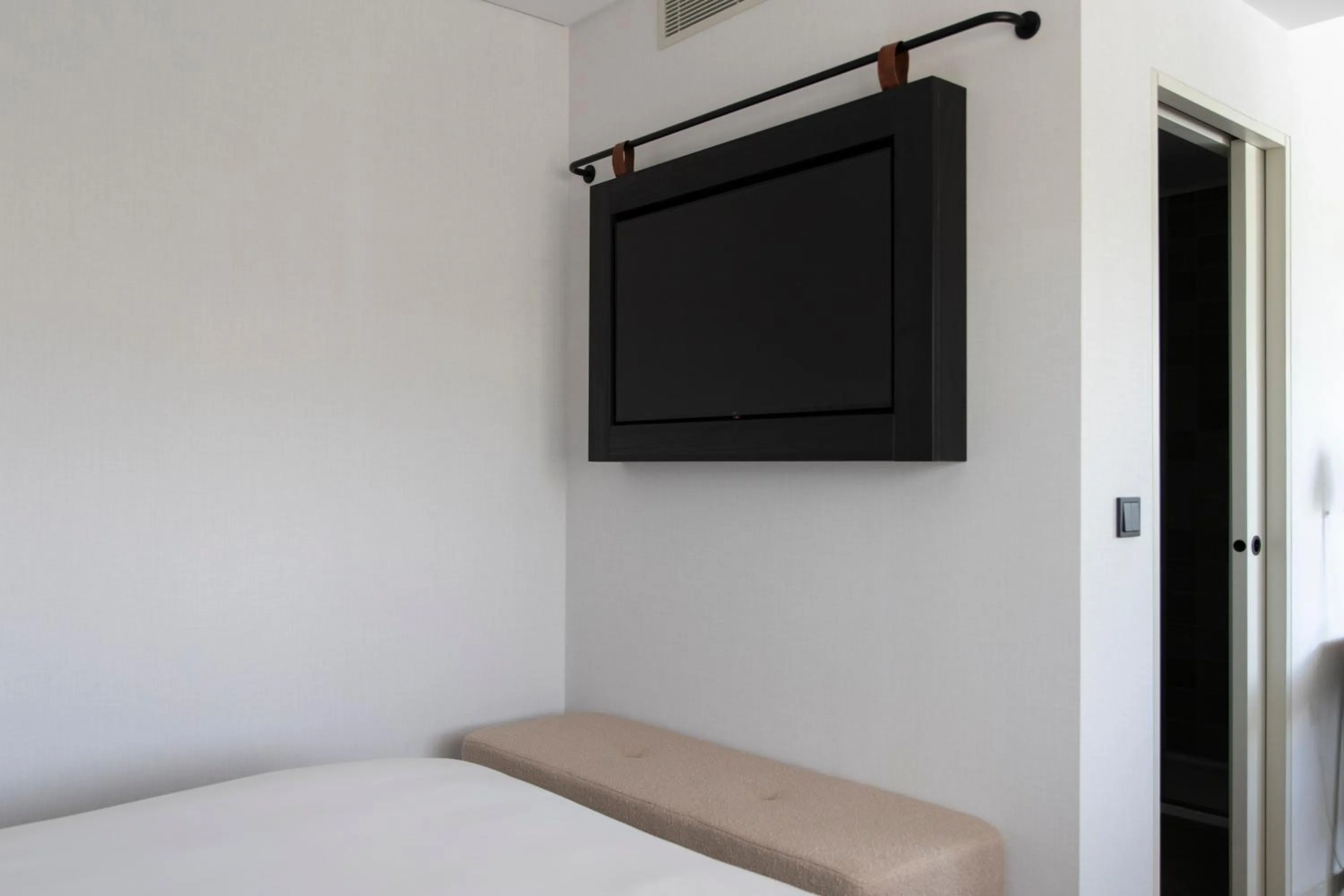 TV and multimedia, Bed in ibis Styles Lisboa Aeroporto