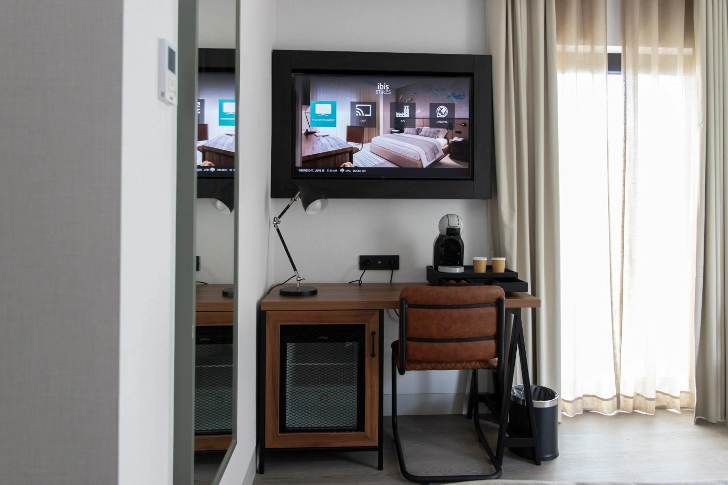 TV and multimedia in ibis Styles Lisboa Aeroporto