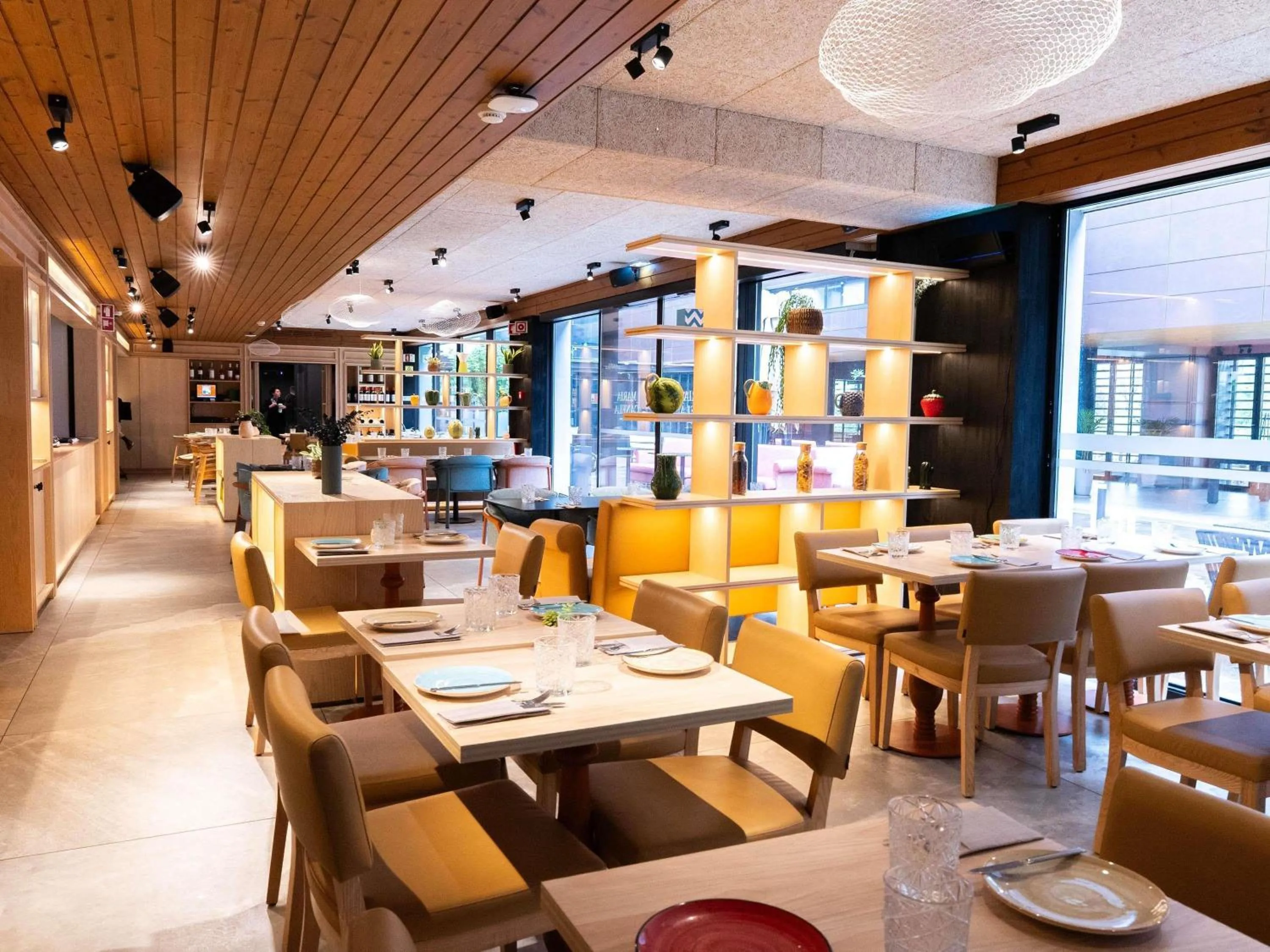 Restaurant/places to eat in ibis Styles Lisboa Aeroporto