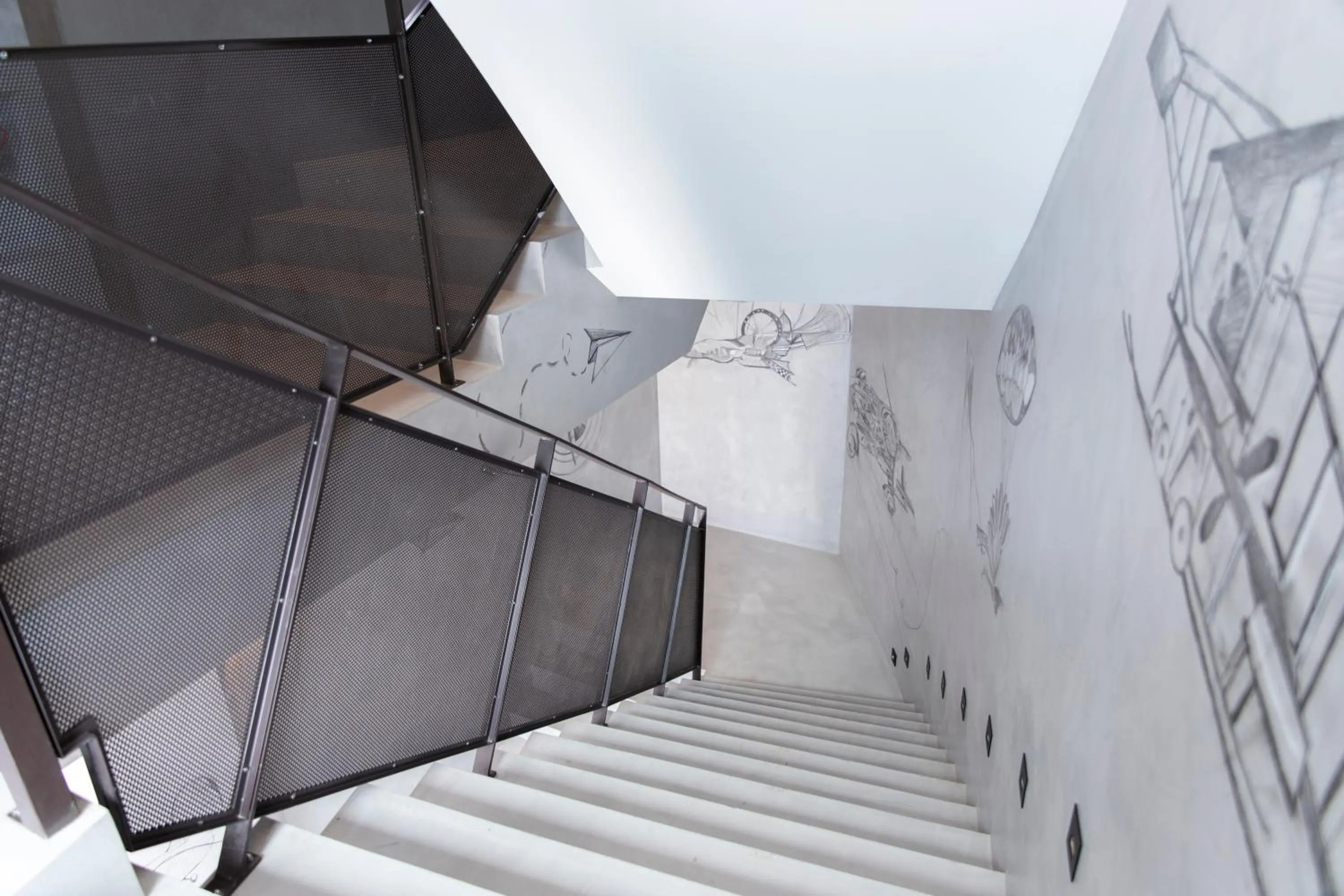 Decorative detail in ibis Styles Lisboa Aeroporto