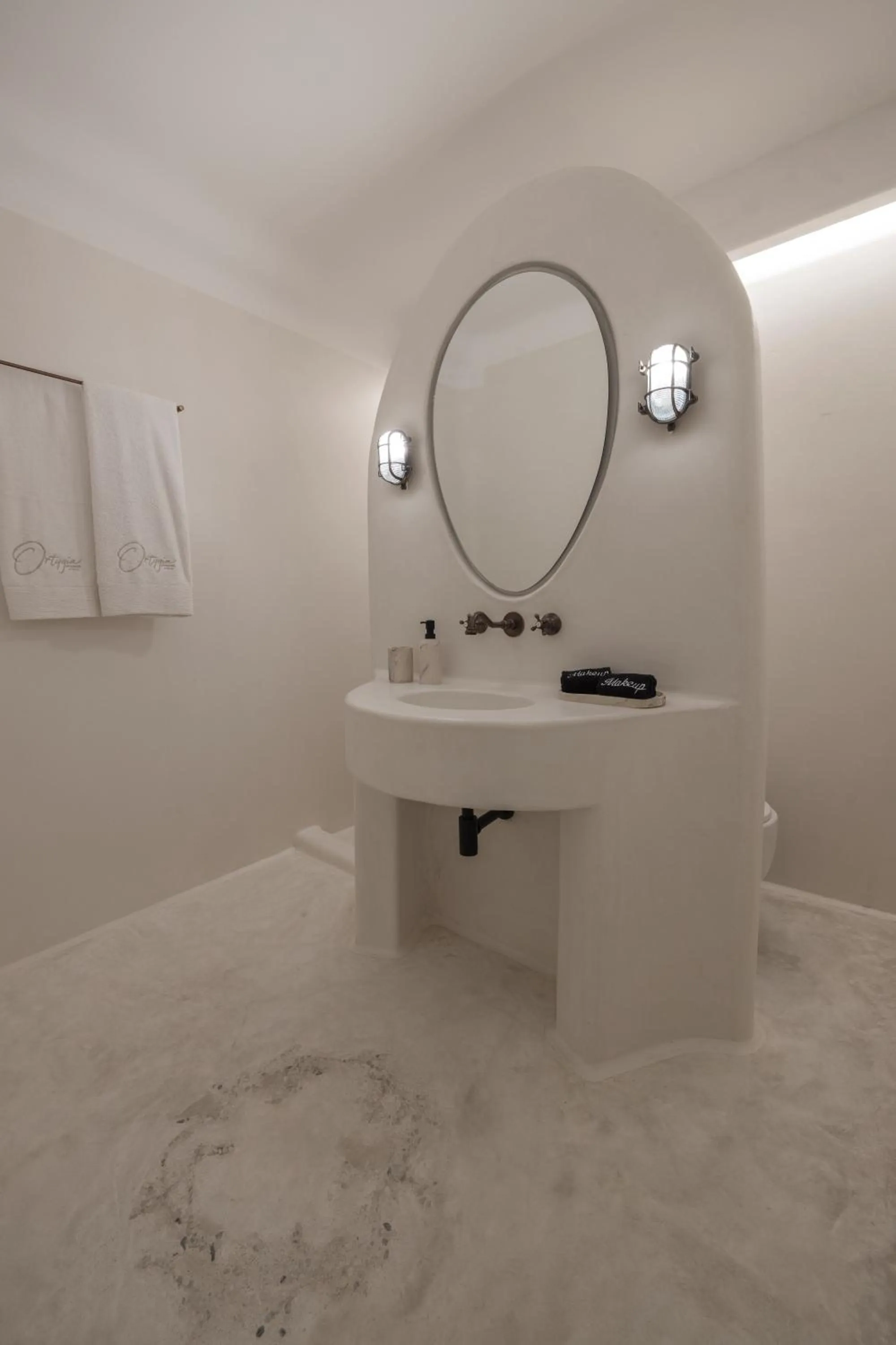 Bathroom in Ortygia Suites