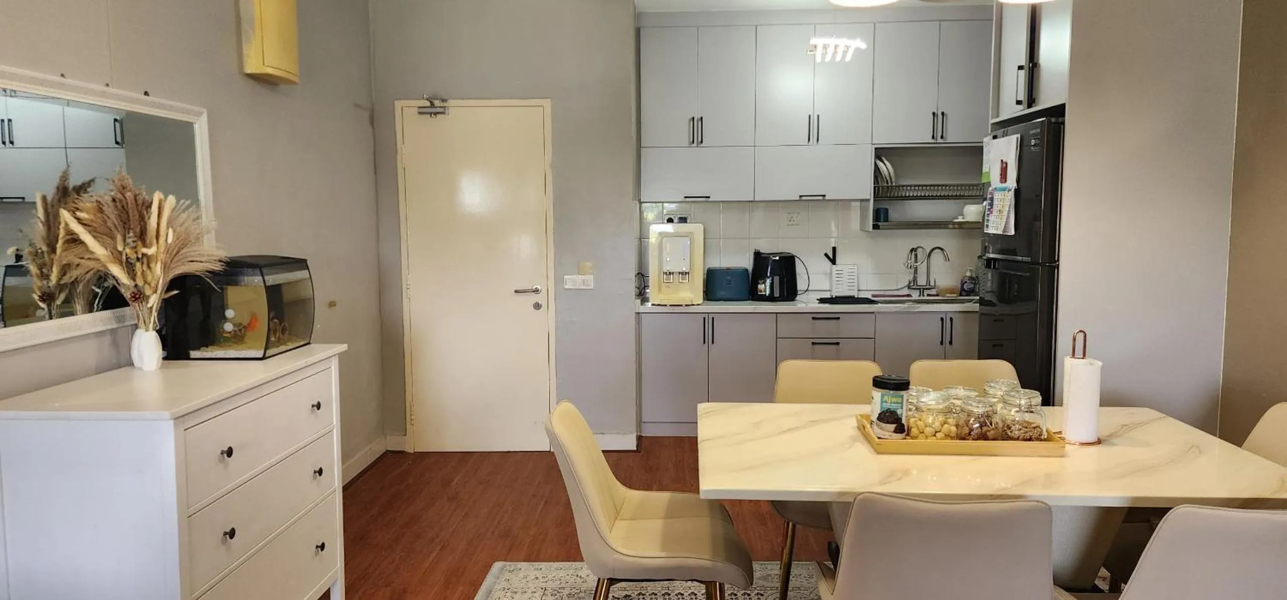 Kitchen or kitchenette in D'Camellia Ecohill Homestay