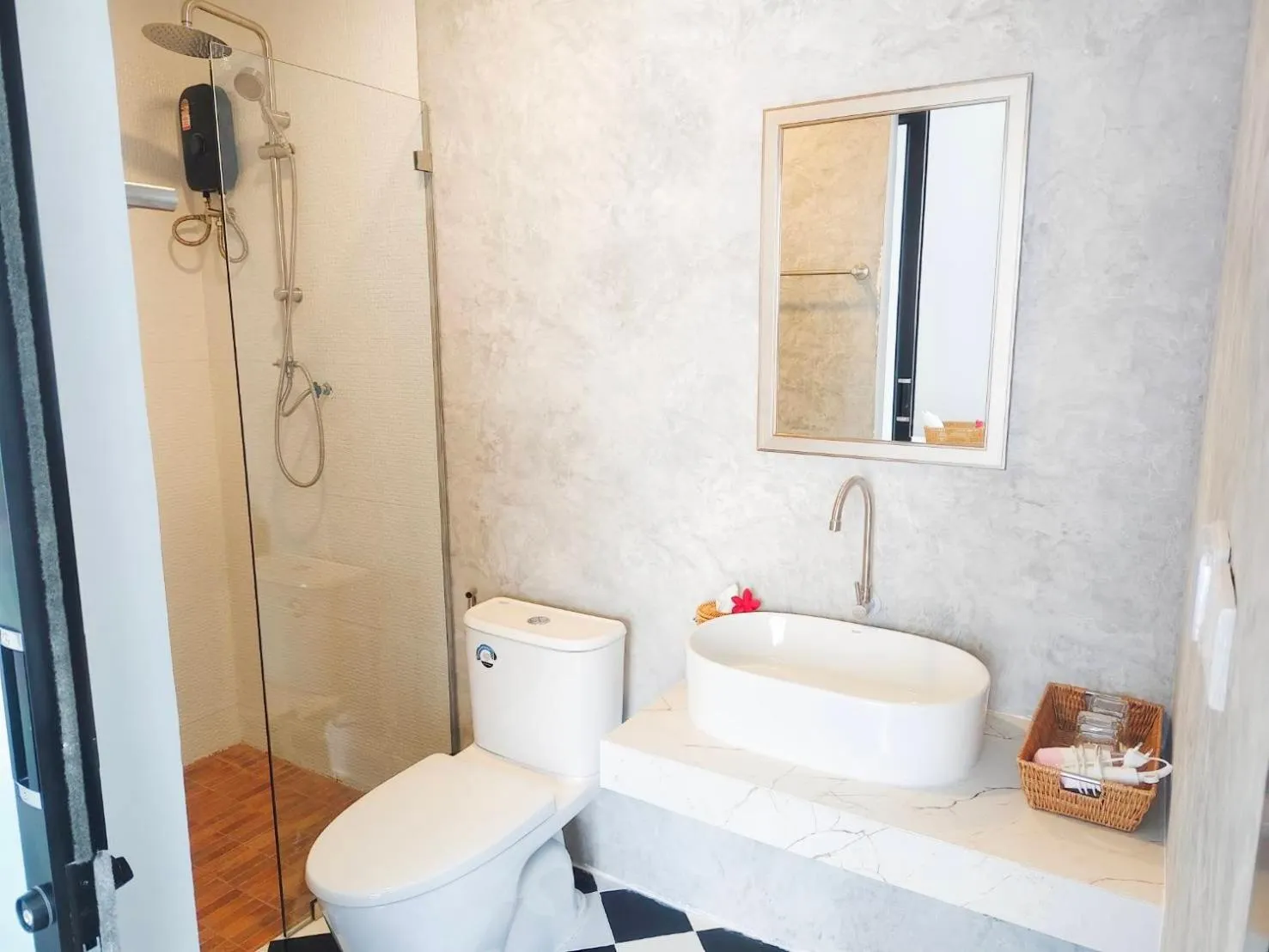 Shower in Rapina House