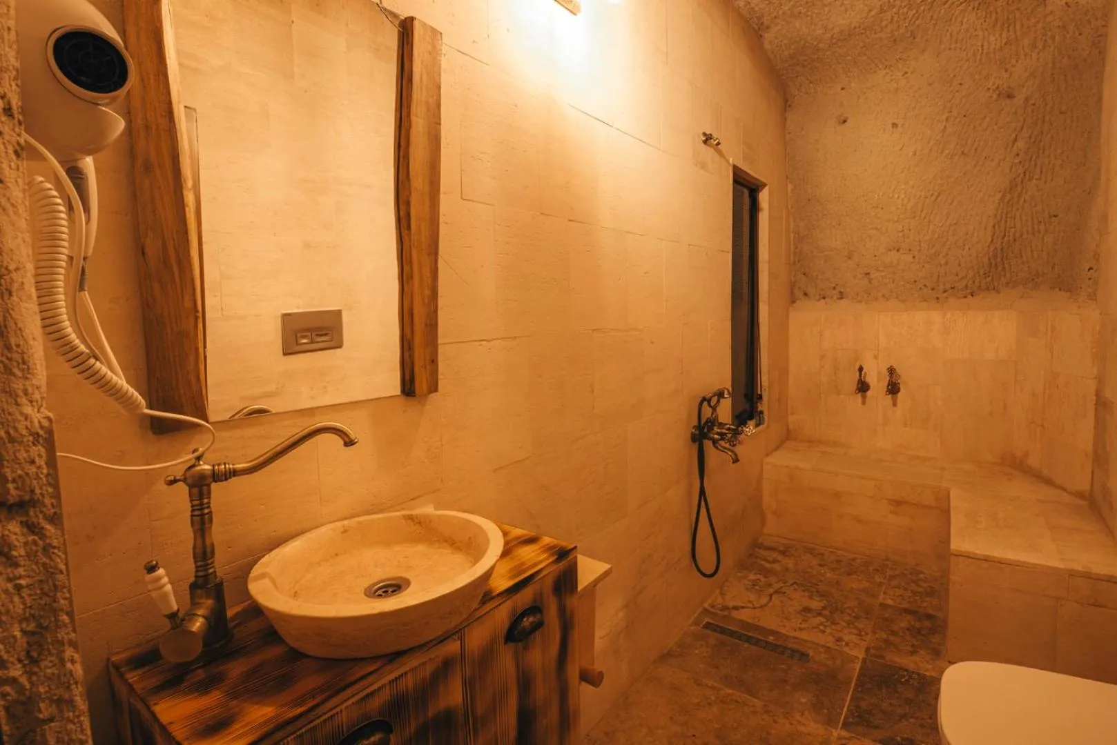 Lubberona Cave Cappadocia