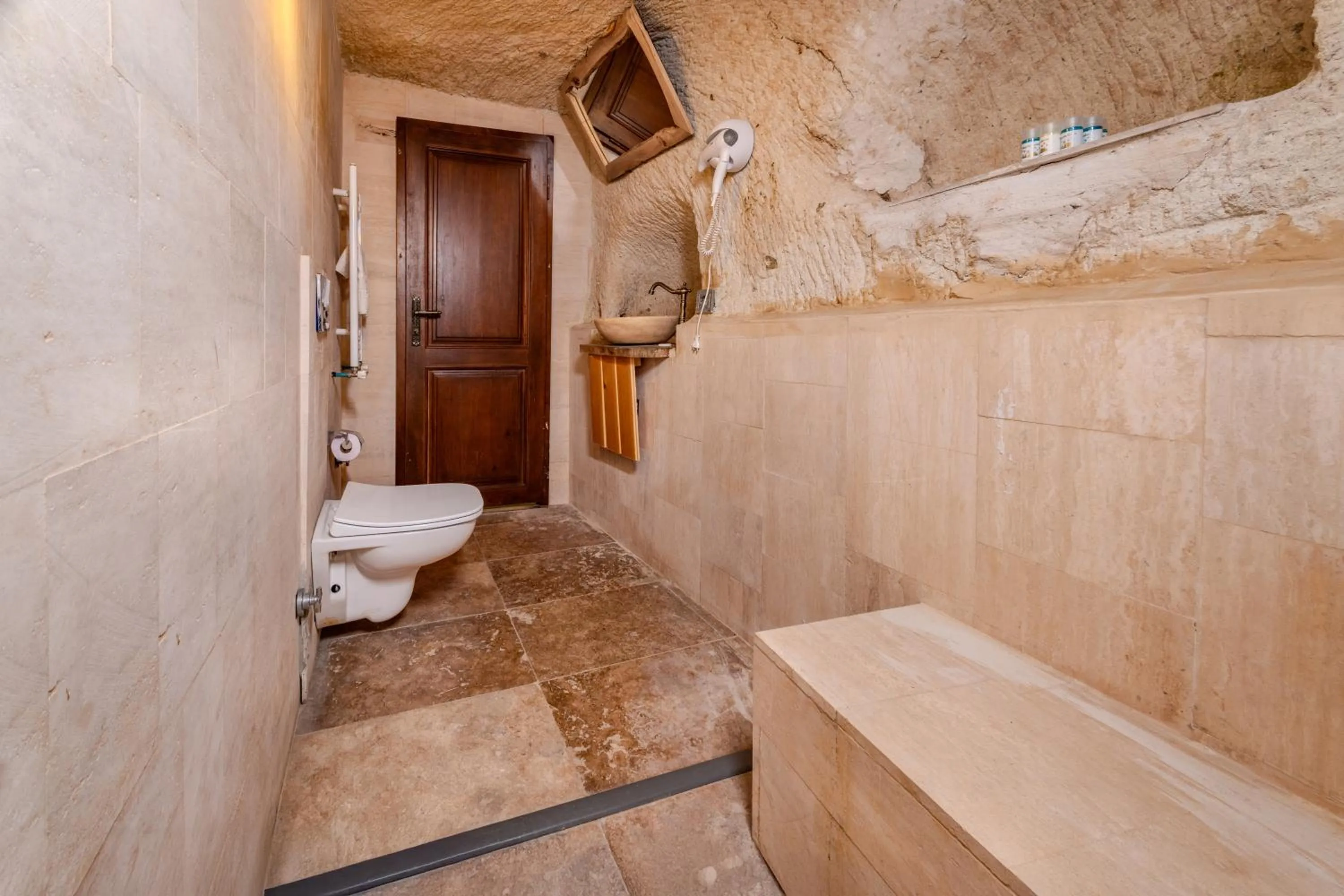 Lubberona Cave Cappadocia