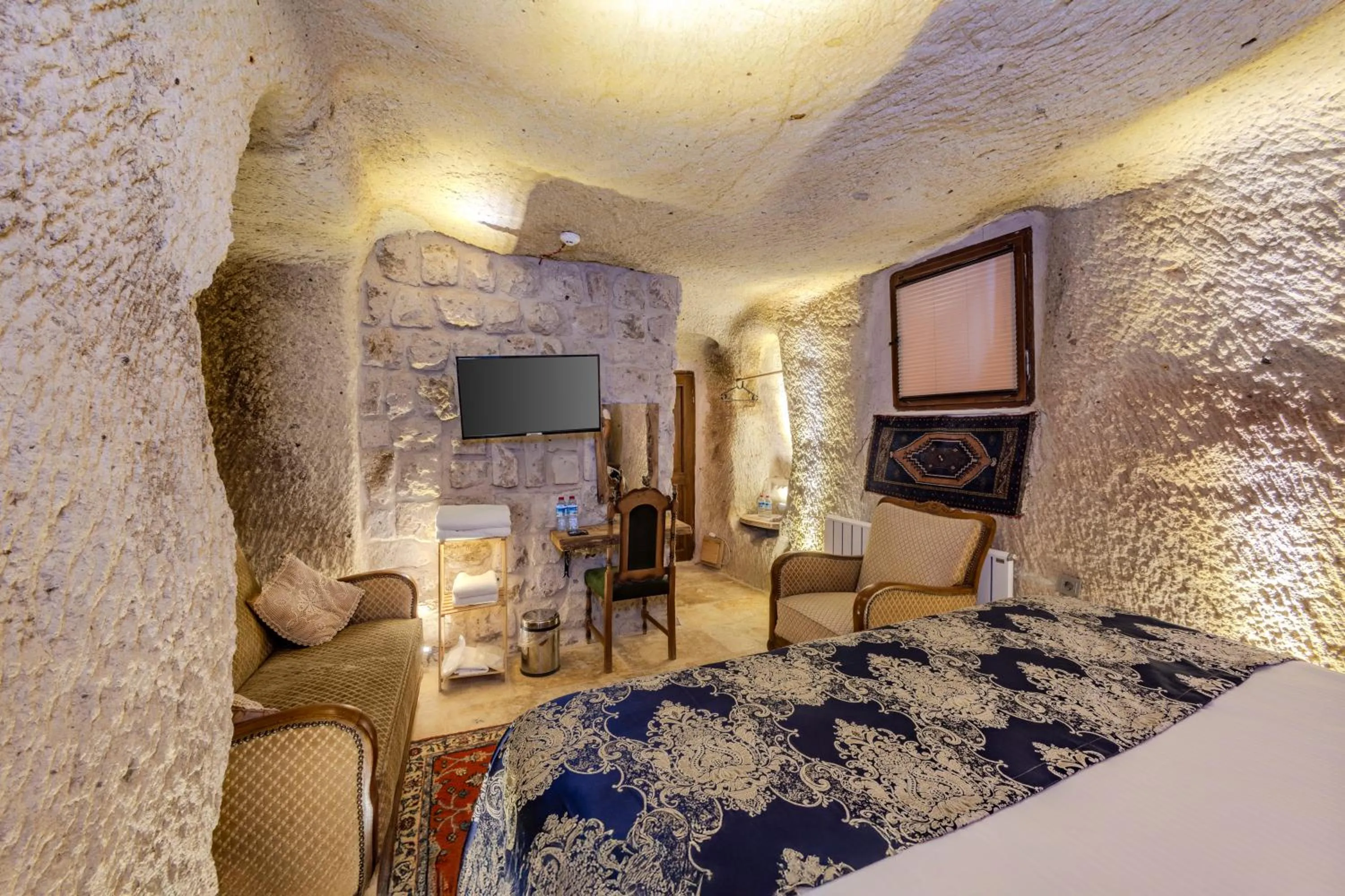 Bed in Lubberona Cave Cappadocia