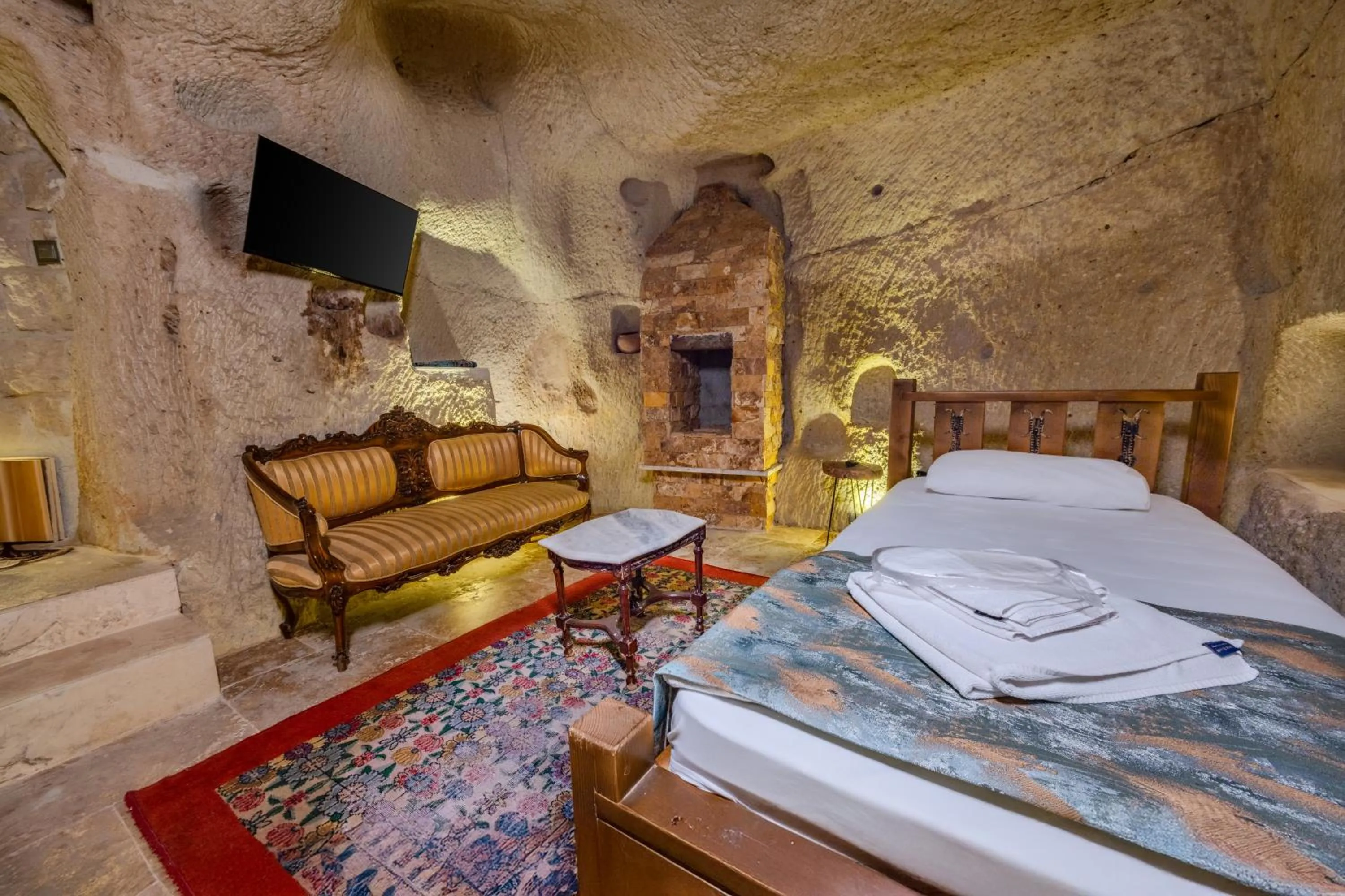 Bed in Lubberona Cave Cappadocia