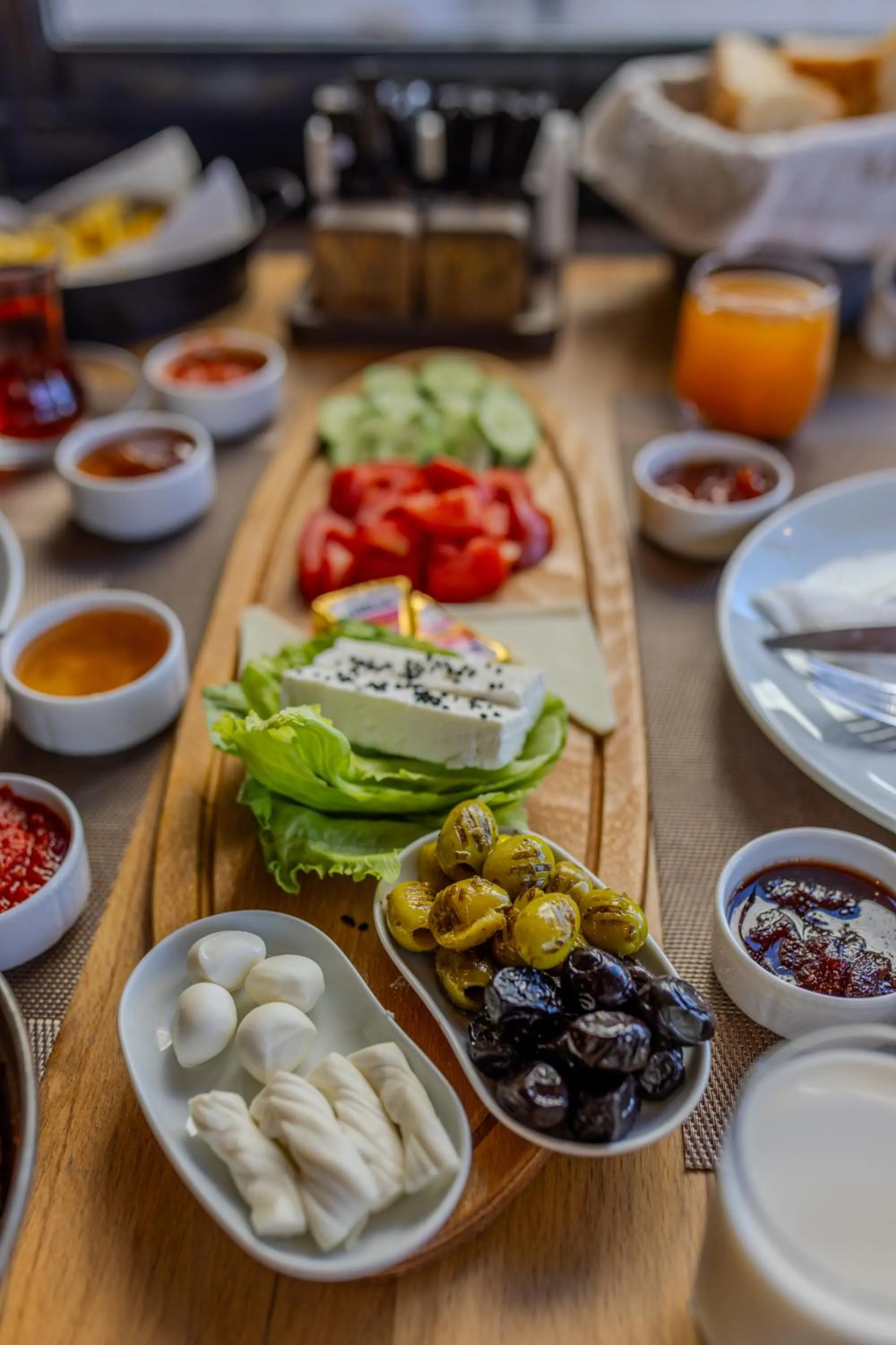 Food and drinks in Lubberona Cave Cappadocia