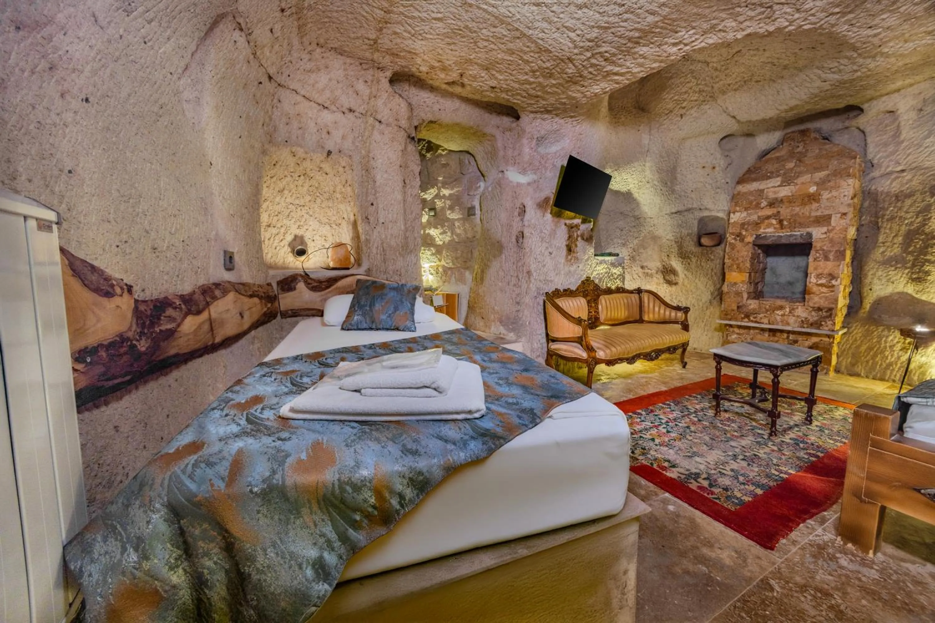 Bed in Lubberona Cave Cappadocia