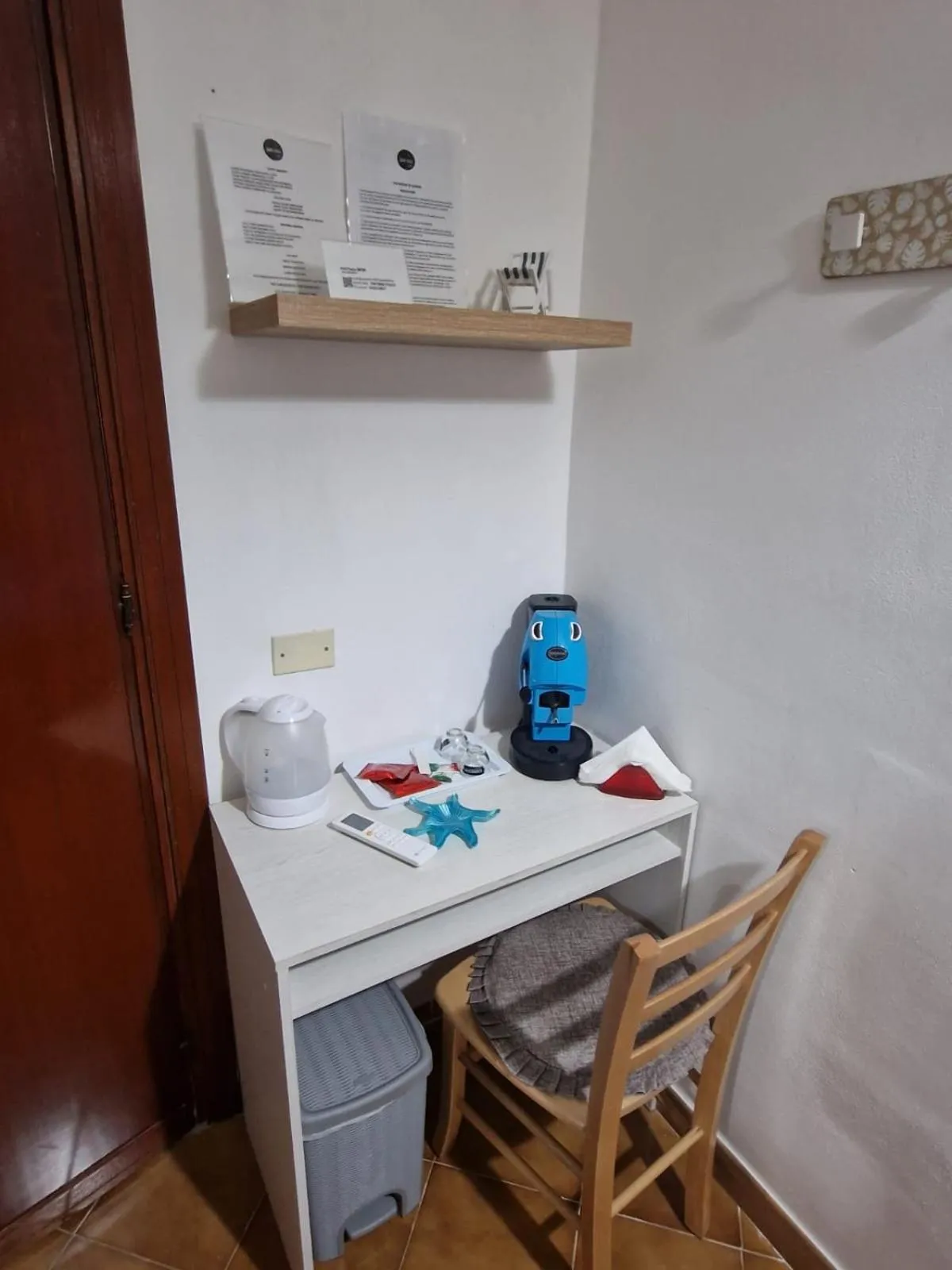 Coffee/tea facilities in Le stanze di Aurora