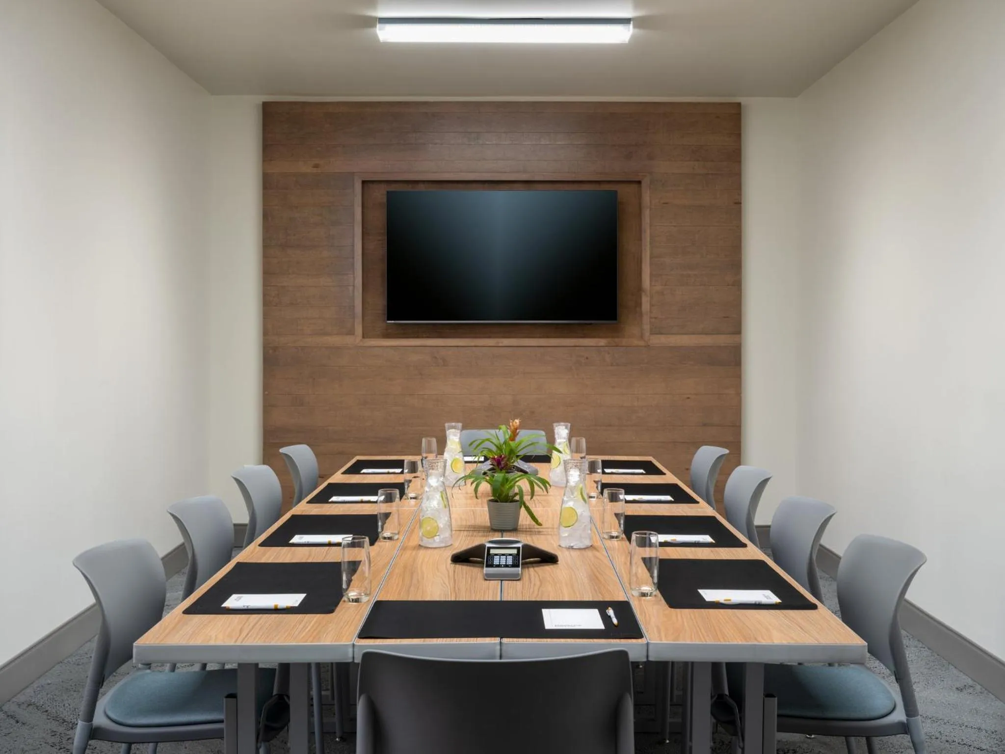 Meeting/conference room in EVEN Hotel Bozeman Yellowstone Intl Arpt by IHG